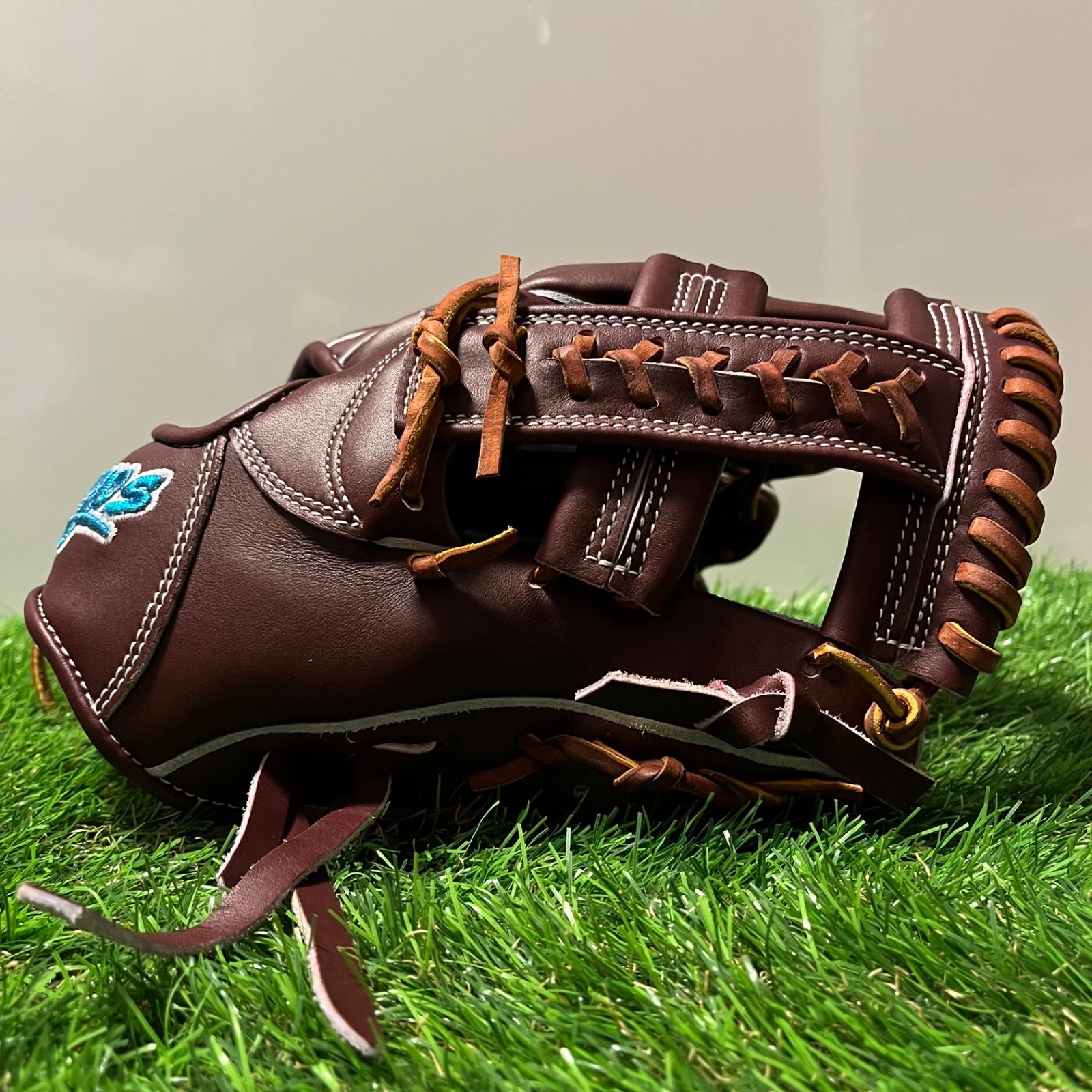 CLAMPS クランプス　硬式内野用グローブ　プレミアムキップレザー SALE】クランプスclamps硬式内野用（大）キップレザー - メルカリ