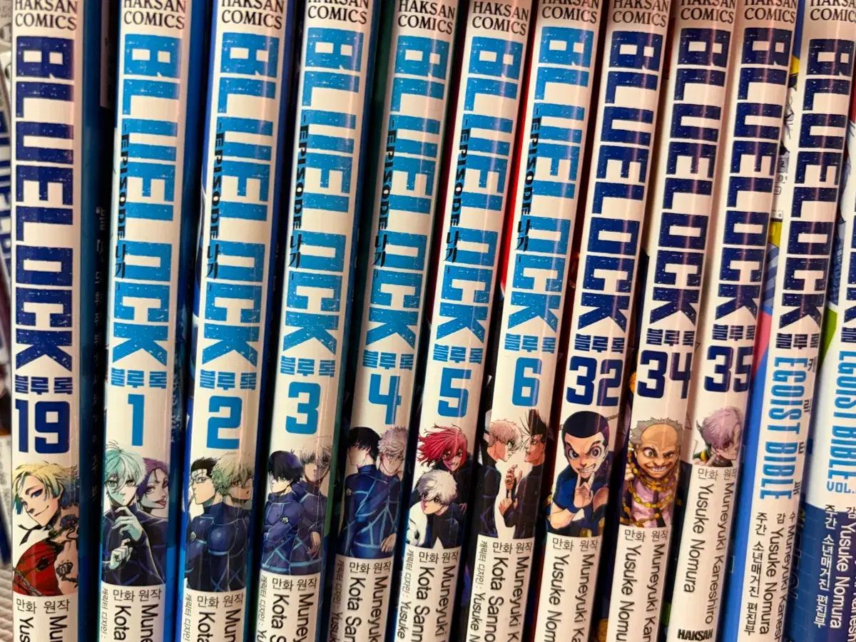 ブルーロック1〜32巻セット＋EPISODE凪1〜3巻セット ブルーロック 全巻セット 1～32巻+エピソード 凪 送料込み ブルー