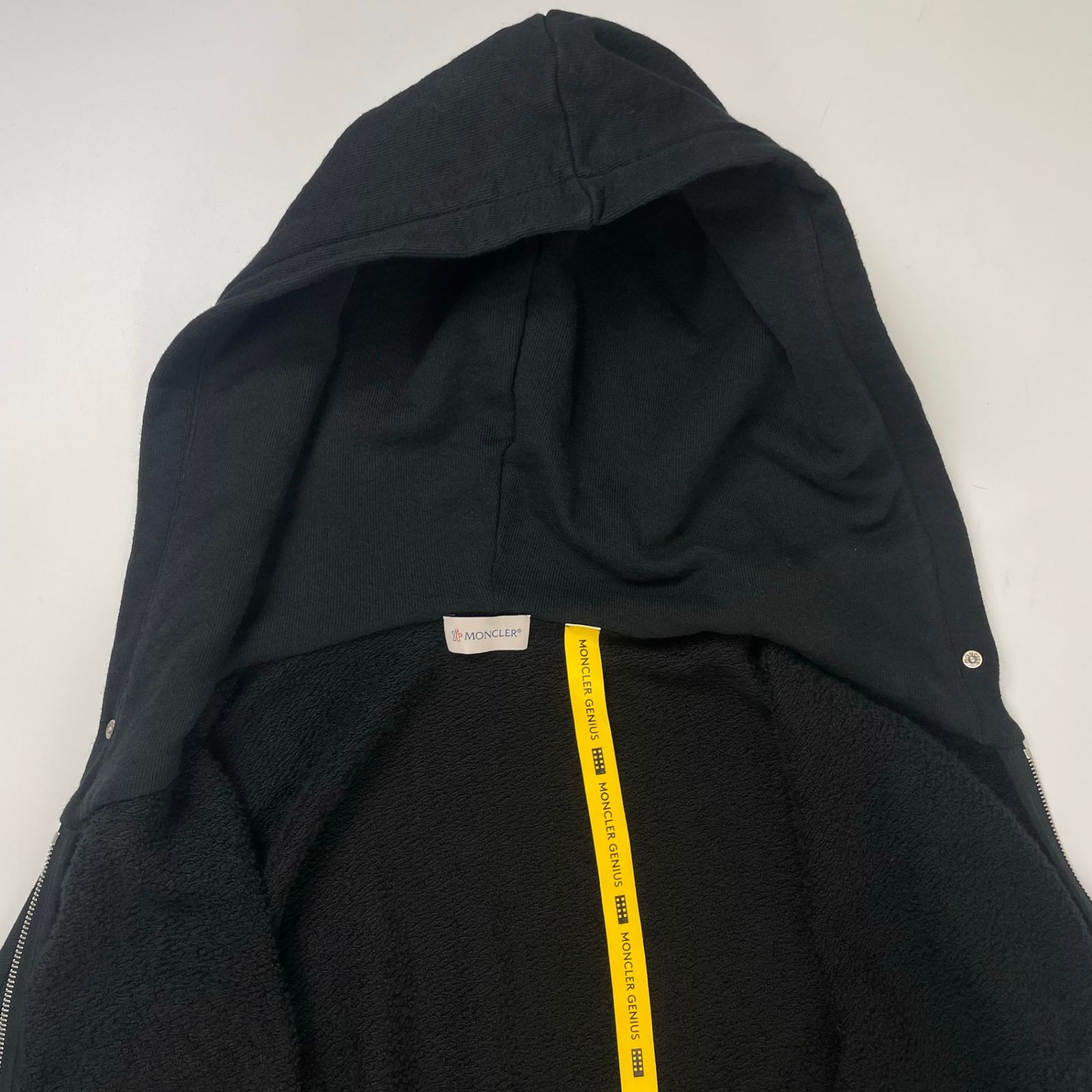 MONCLER × PALM ANGELS / MAGLIA CARDIGAN コラボパーカー 参考定価