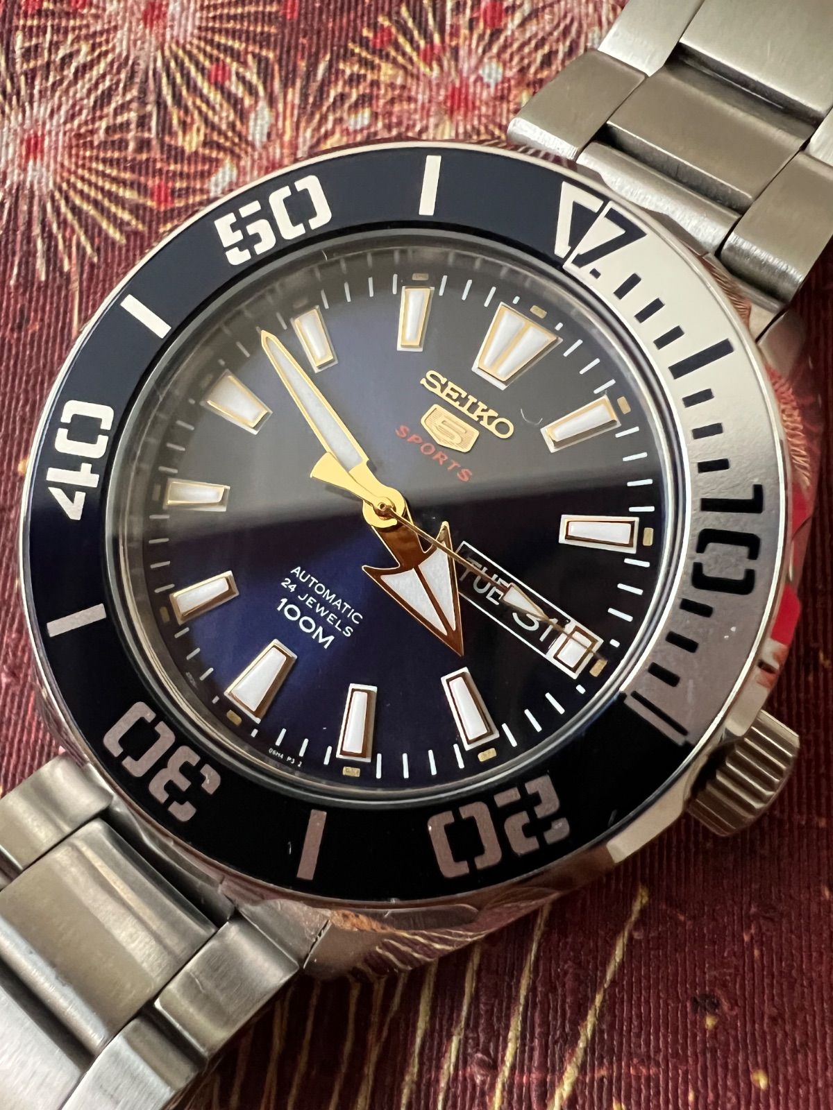 美品！セイコー5 SEIKO☆自動巻き☆裏スケルトン☆4R36-06R0☆ダイバー 