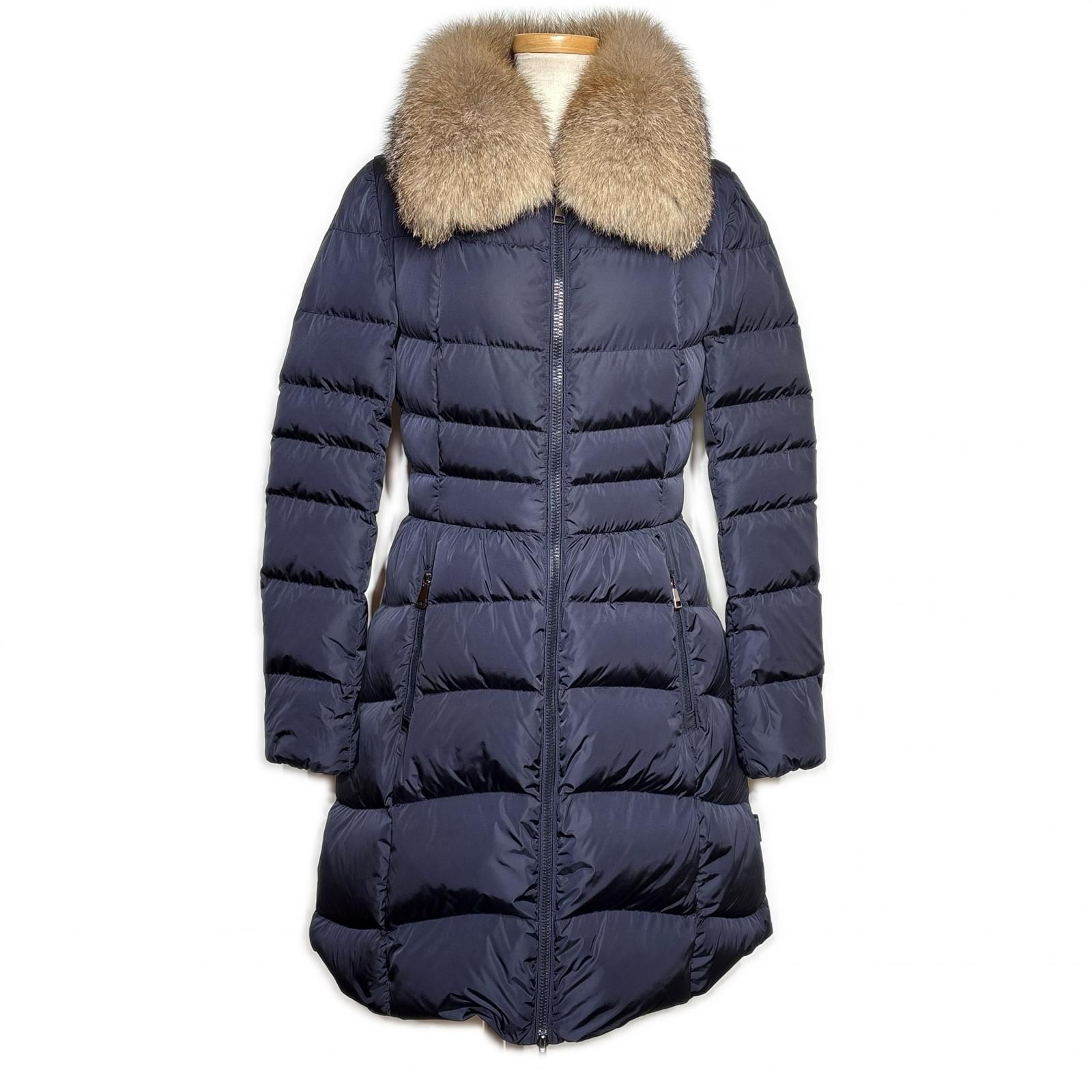MONCLER モンクレール 衣類 HIRONDELLE GIUBBOTTO ダウンコート 衣料品