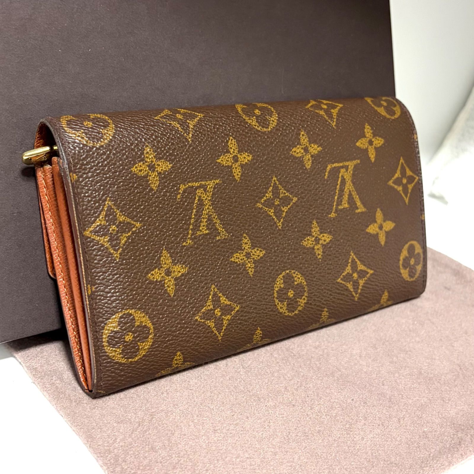 f50 ポルトモネ クレディ ポルトフォイユ サラ 旧型 Louis Vuitton