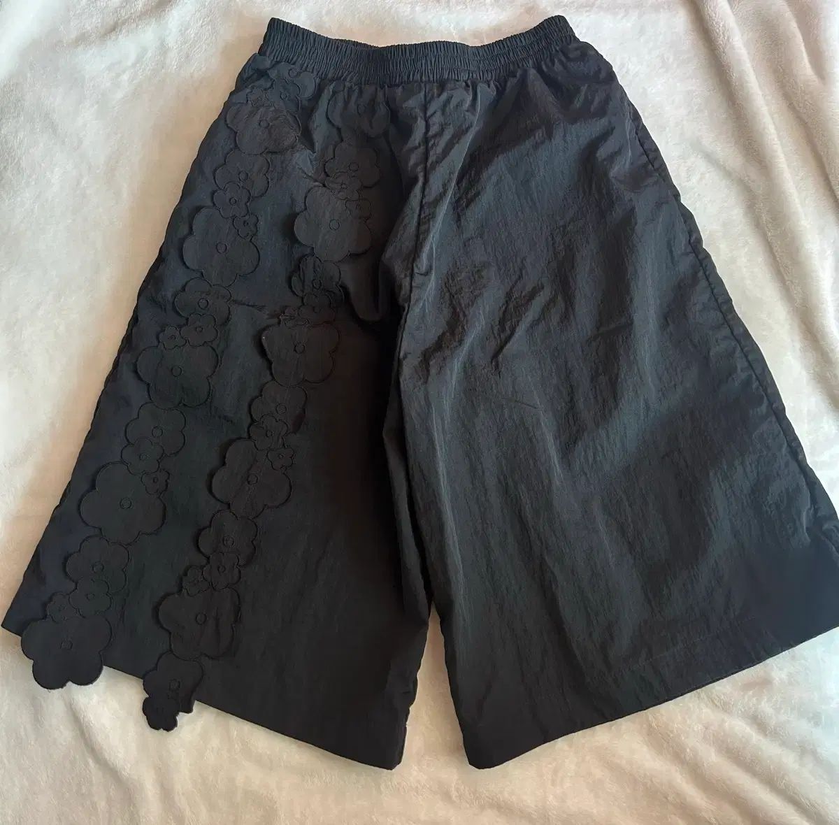正規品/ほぼ新品 Cecilie Bahnsen(セシリーバンセン) ミディ ハーフパンツ