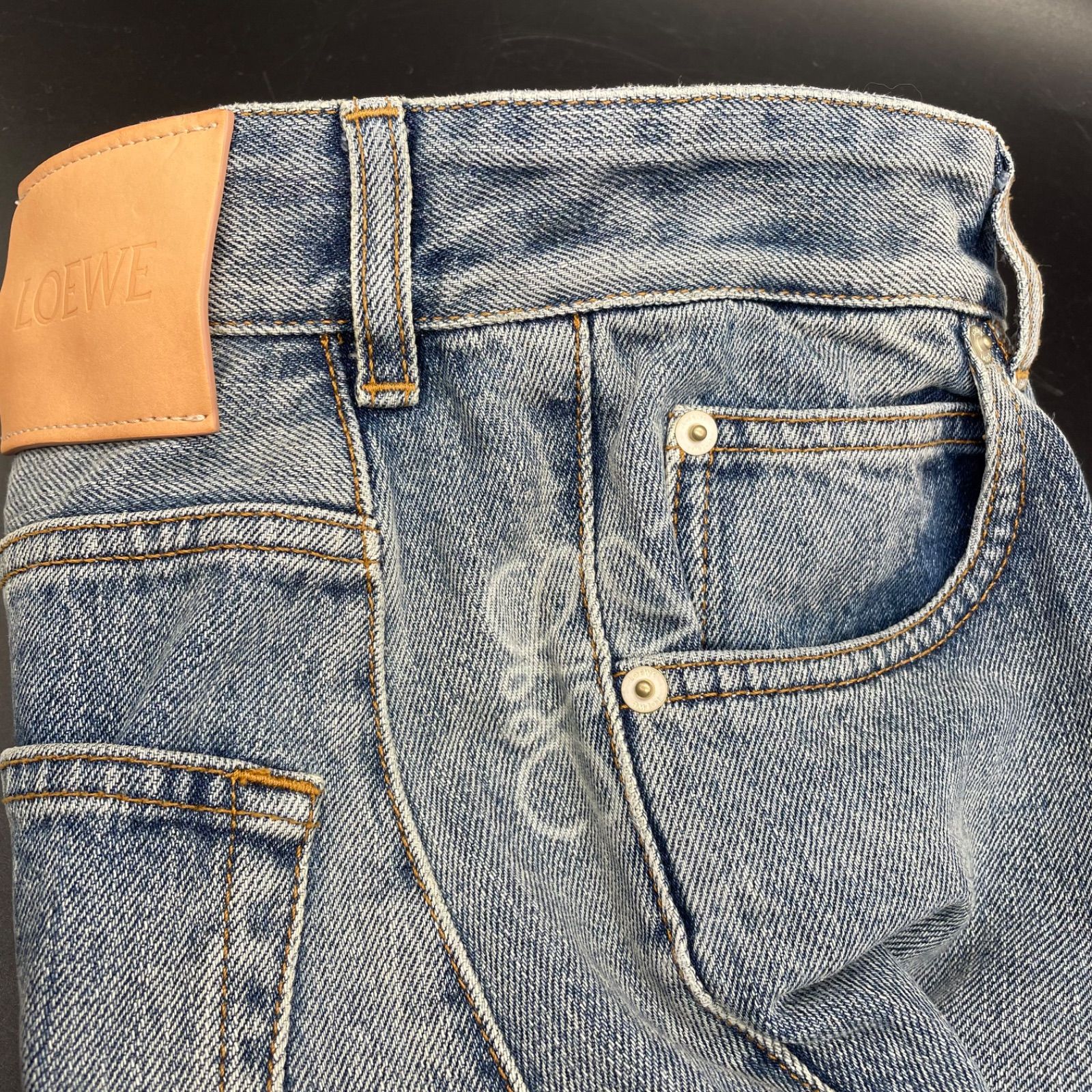 ロエベ デニムパンツ アナグラム バレルジーンズ 34 梅屋敷店 - メルカリ