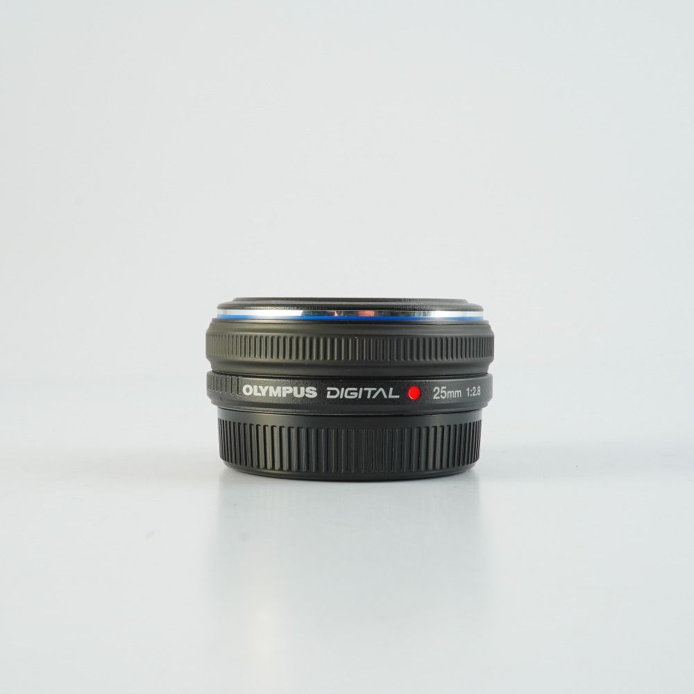 OLYMPUS オリンパス Zuiko Digital 25 mm F/2.8 単焦点レンズ - メルカリ