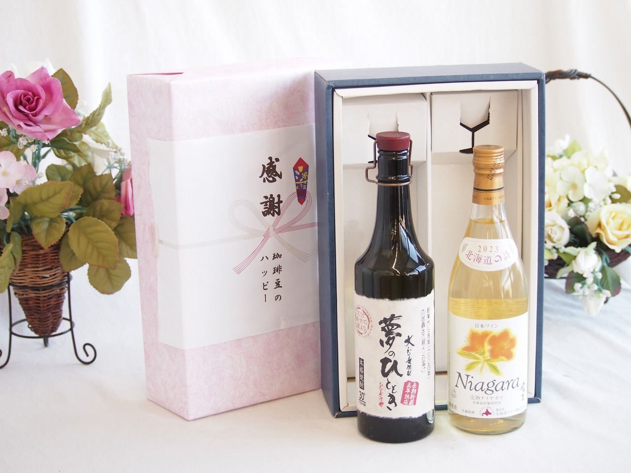 感謝の贈り物ボックス プレミアムな長期熟成麦焼酎と国産ワインセット(北海道の詩 完熟ナイヤガラ白ワイン 甘口(北海道)720ml夢のひととき長期貯蔵5年熟成麦焼酎(大分県)720ml