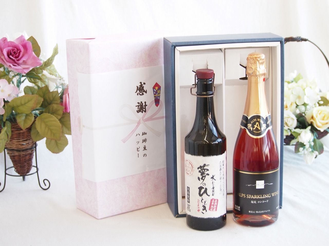 感謝の贈り物ボックス プレミアムな長期熟成麦焼酎と国産ワインセット(塩尻コンコードスパークリングロゼワインやや甘口(長野県)720ml夢のひととき長期貯蔵5年熟成麦焼酎(大分県)720ml