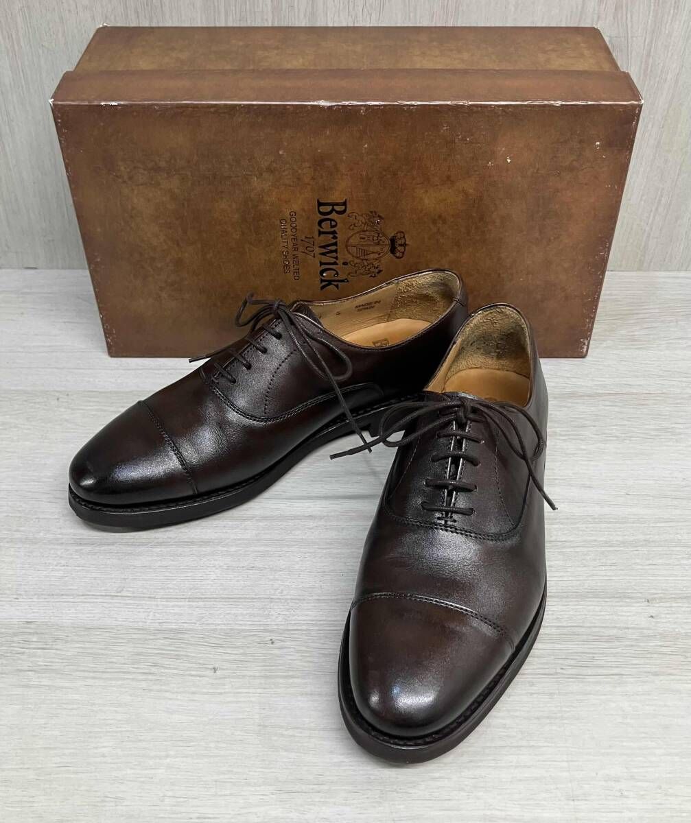 Berwick 1707 バーウィック 内羽根 ストレートチップ ドレス シューズ