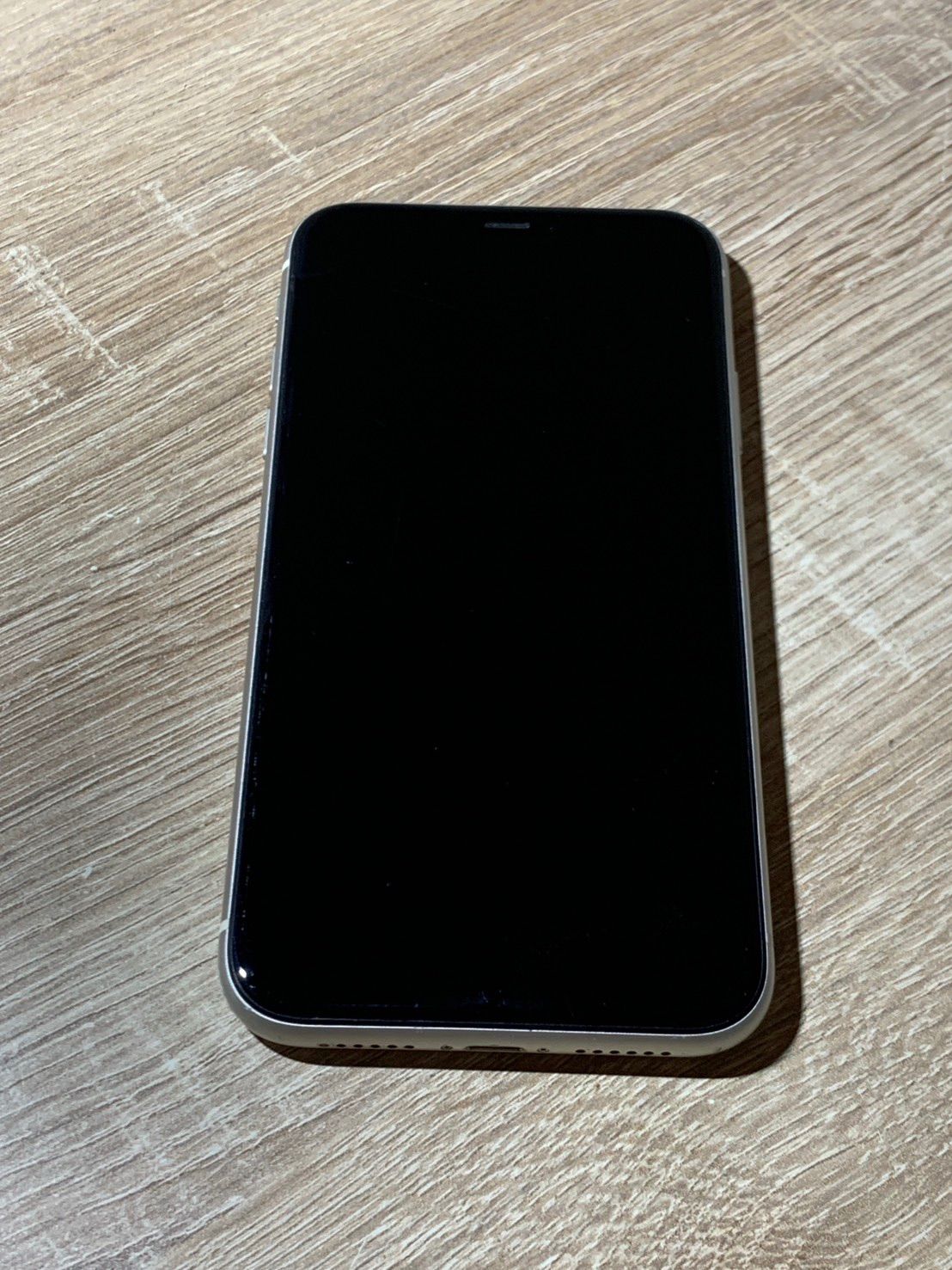 2021 iPhone 11 64GB ブラック ジャンク品【ネ】