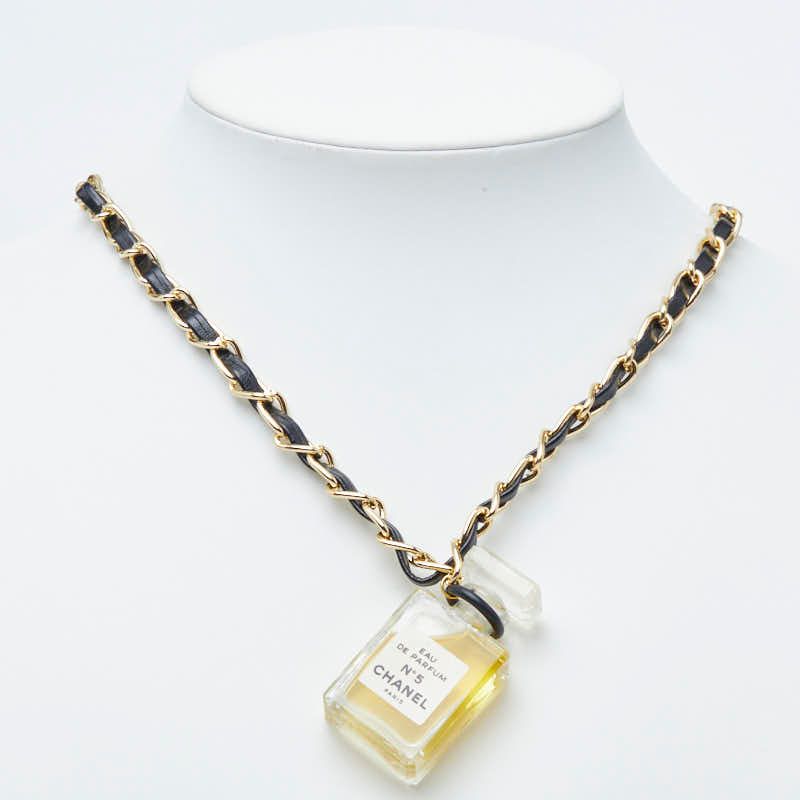 CHANEL　N°5　オードパルファム　ネックレス　香水　チェーン　ゴールド シャネル No.5 オードパルファム パフュームボトル チェーン