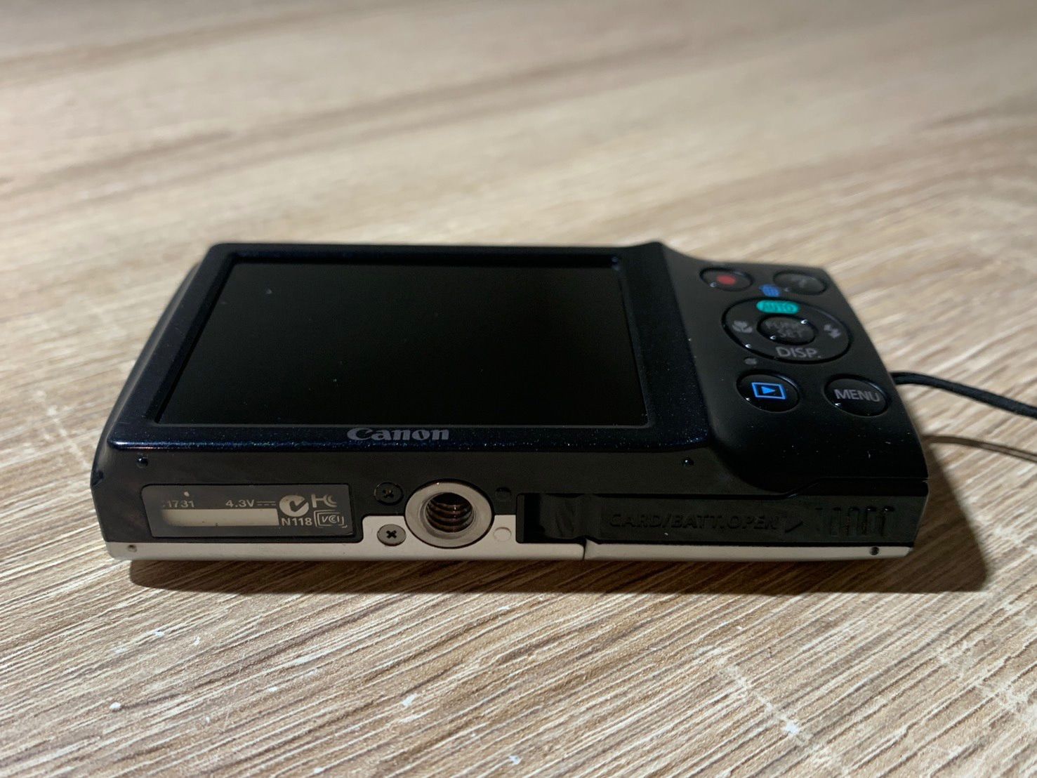 1992 Canon PowerShot A2400 IS シルバー ジャンク品 デジカメ【ネ