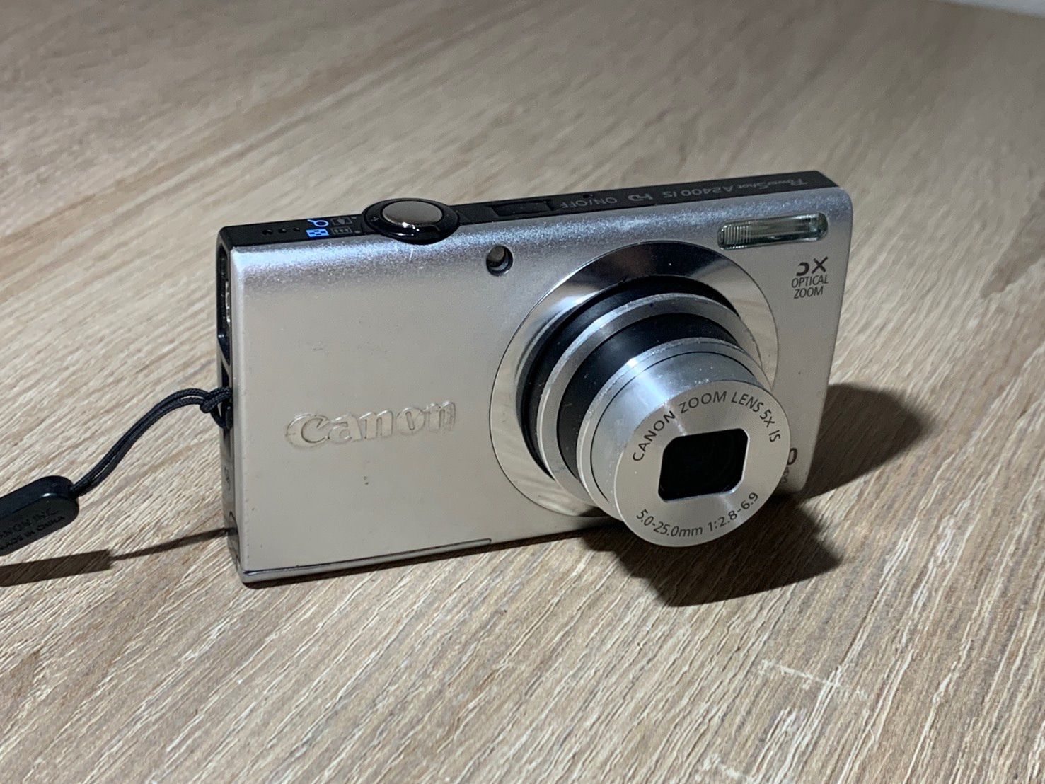 1992 Canon PowerShot A2400 IS シルバー ジャンク品 デジカメ【ネ