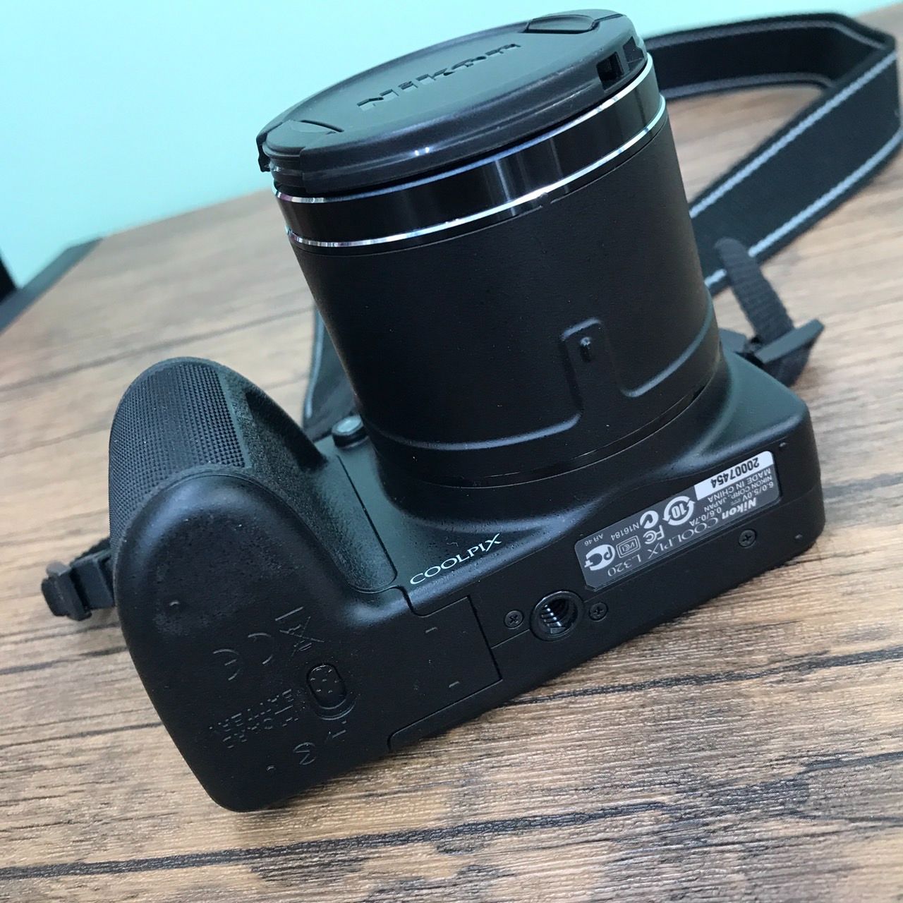 Nikon ニコン COOLPIX L320 クールピクス デジタルカメラ デジカメ