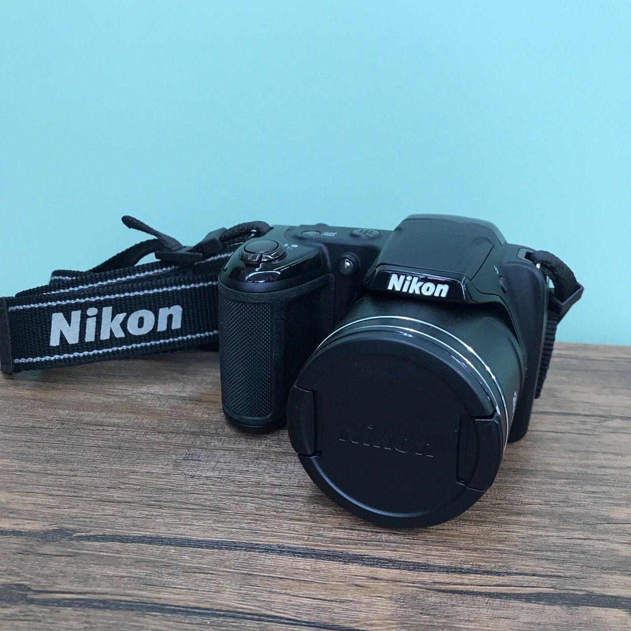 Nikon ニコン COOLPIX L320 クールピクス デジタルカメラ デジカメ