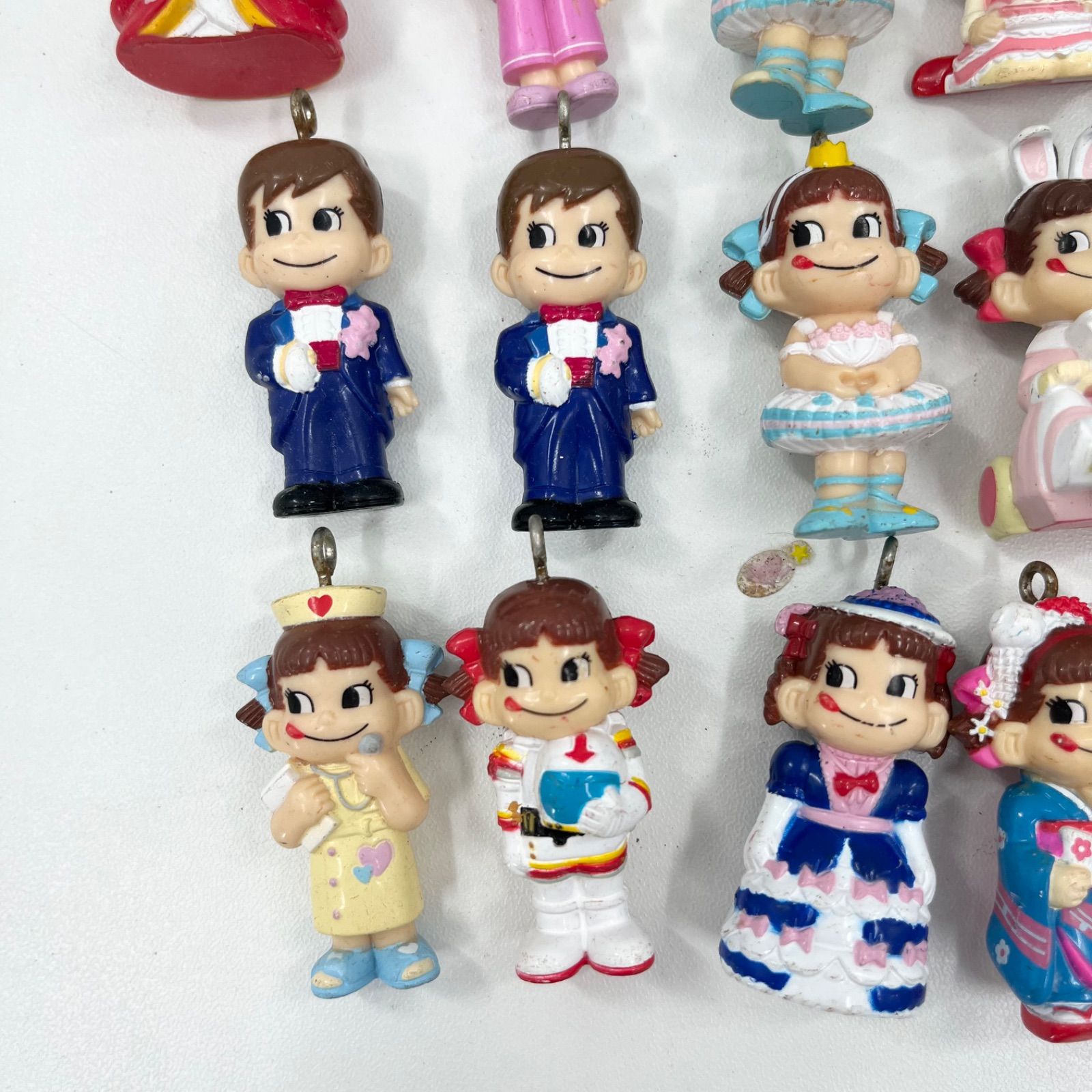 不二家 ペコちゃん マスコット キーホルダー まとめ売り 26点 - メルカリ