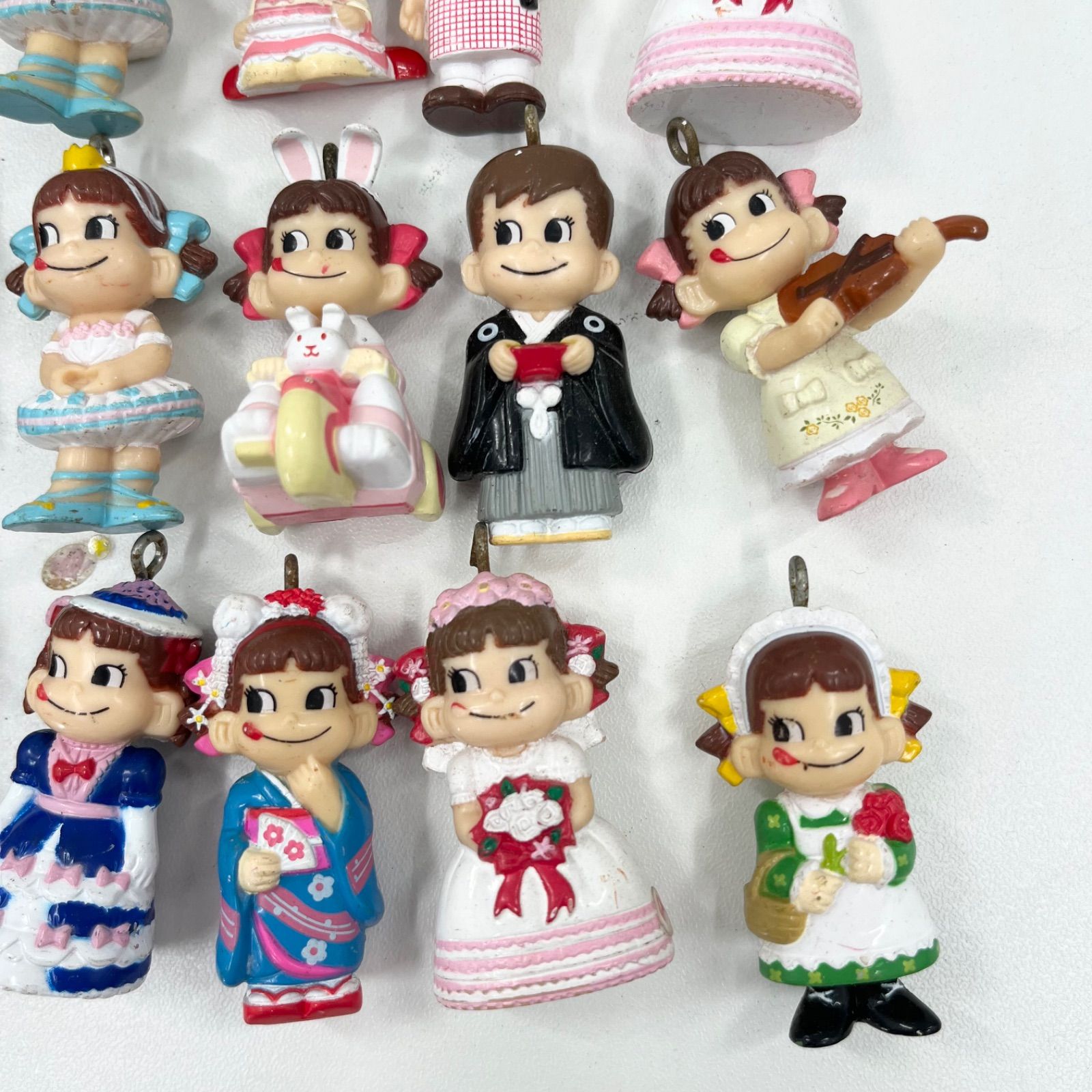 不二家 ペコちゃん マスコット キーホルダー まとめ売り 26点 - メルカリ