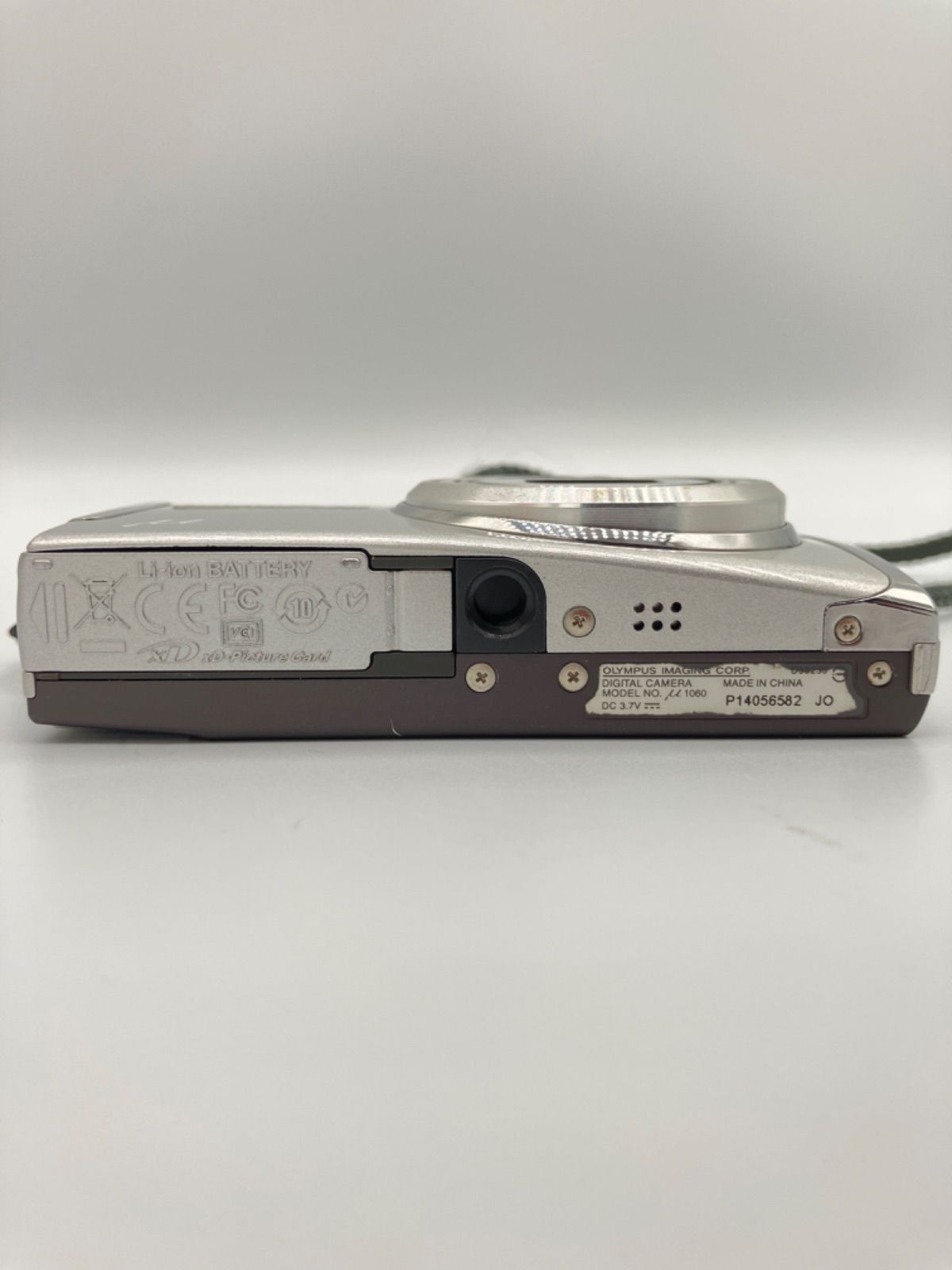 □ OLYMPUS オリンパス μ 1060 コンパクトデジタルカメラ - メルカリ