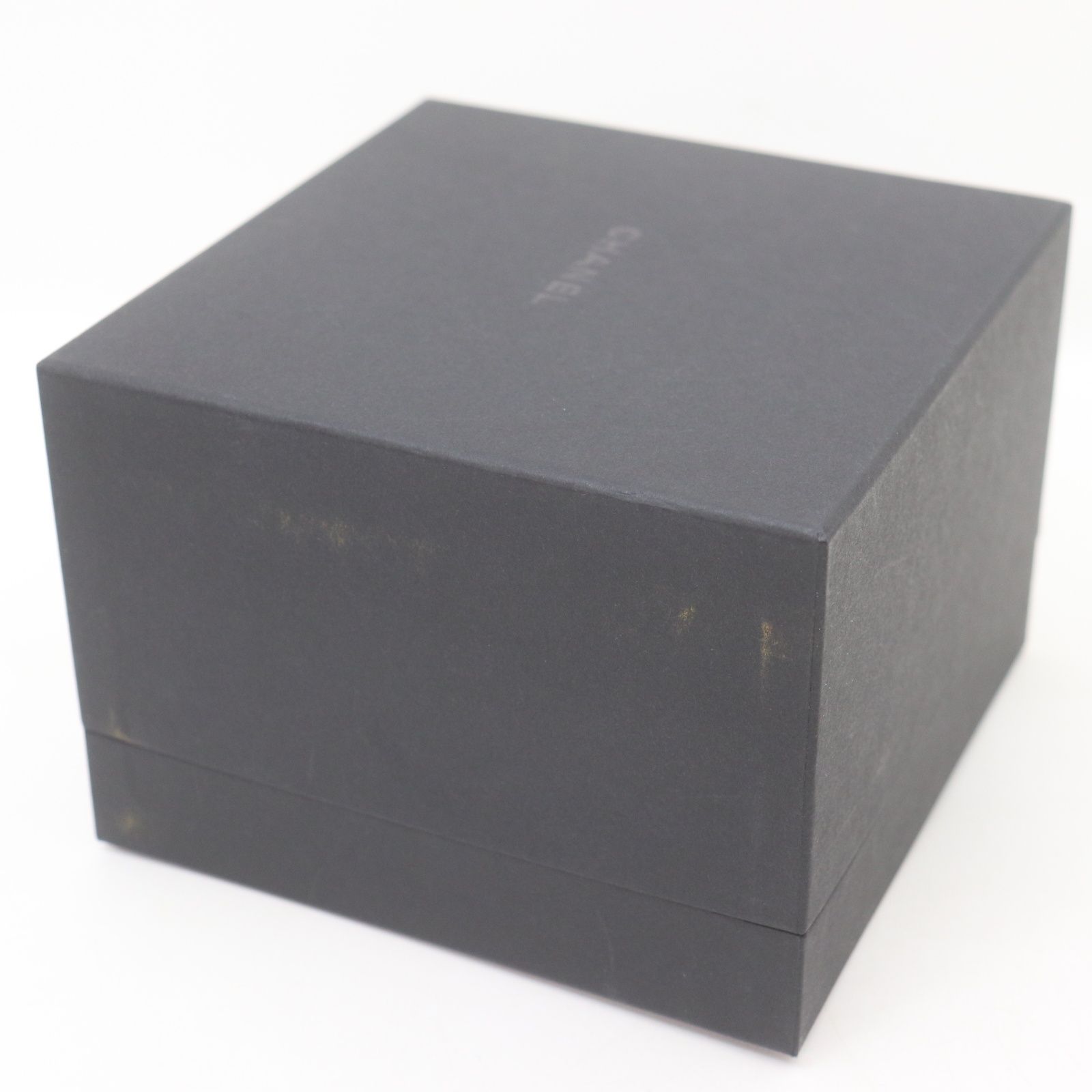 ITFMTPXF1QEI CHANEL シャネル J12 正規品 白 ボックス 空箱 ケース