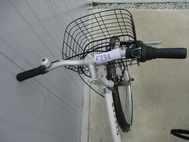 F234☆整備済み☆完成車発送☆中古折りたたみ自転車【26インチ 白茶