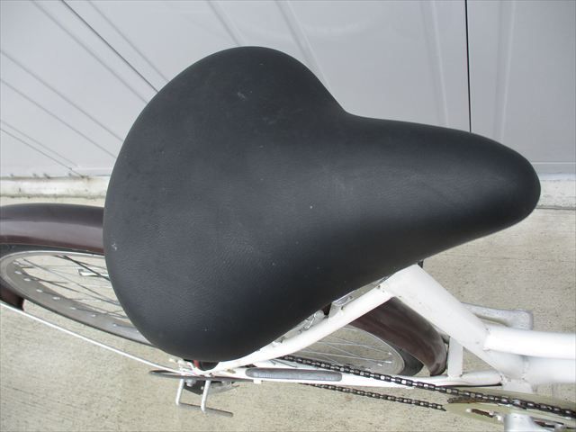 F234☆整備済み☆完成車発送☆中古折りたたみ自転車【26インチ 白茶