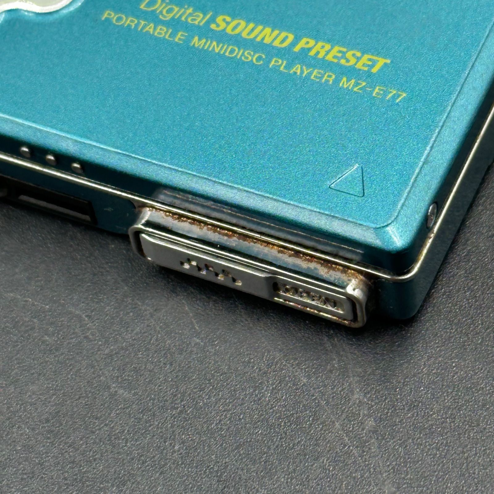 SONY MD WALKMAN MZ-E77 本体 ポータブルMDプレーヤー - メルカリ