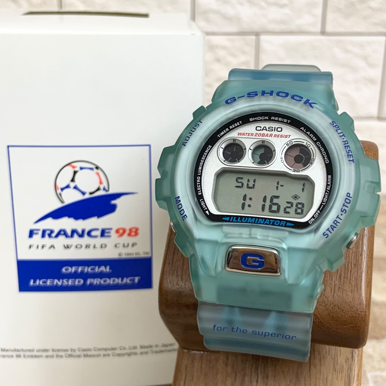 【美品】CASIO カシオ G-SHOCK DW-6900WF FIFAワールドカップ フランス大会 FRANCE98 W杯 サッカー 限定 三つ目 スケルトン デジタル メンズ 腕時計