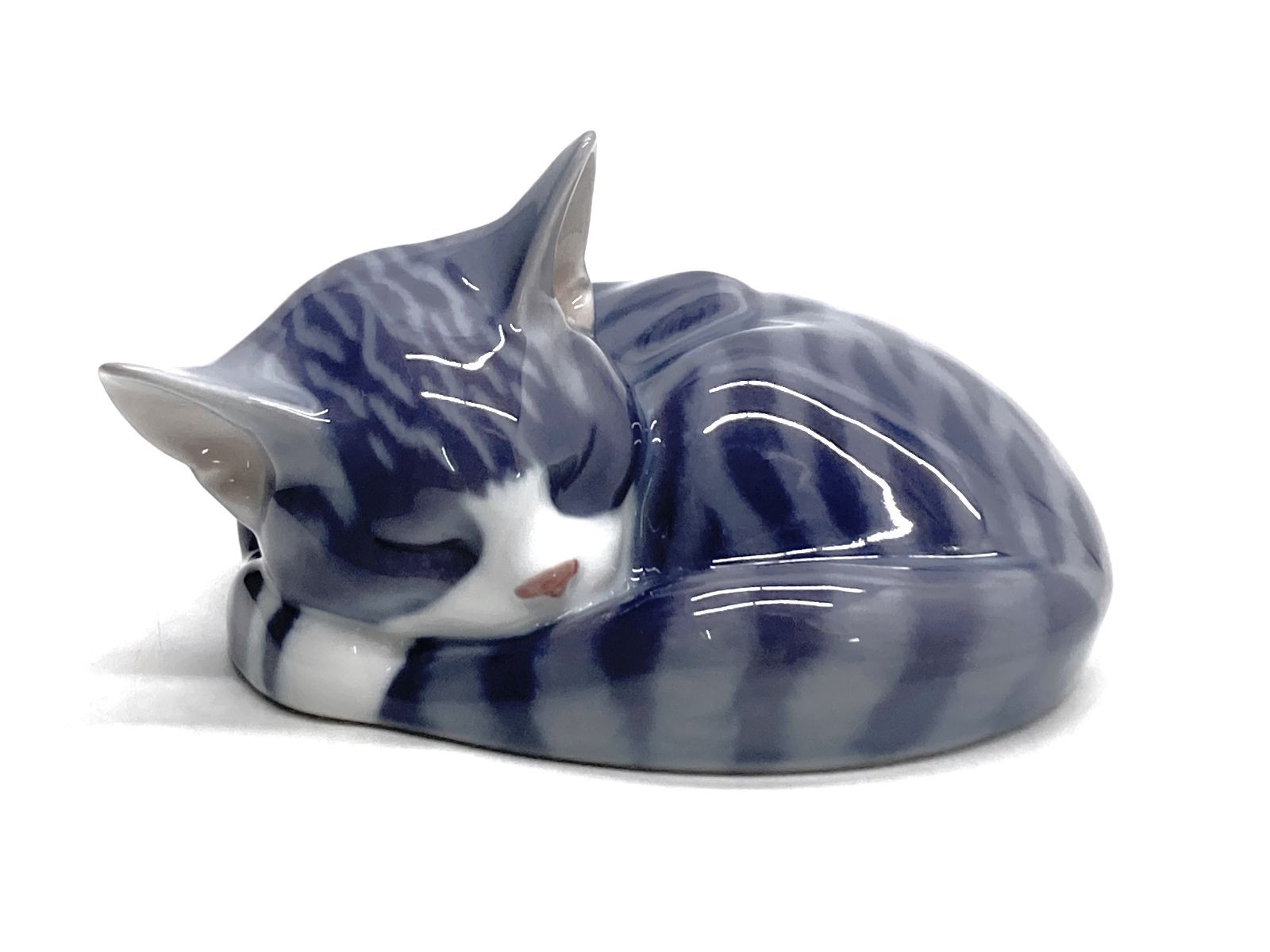ロイヤルコペンハーゲン 眠り猫 フィギュリン - メルカリ