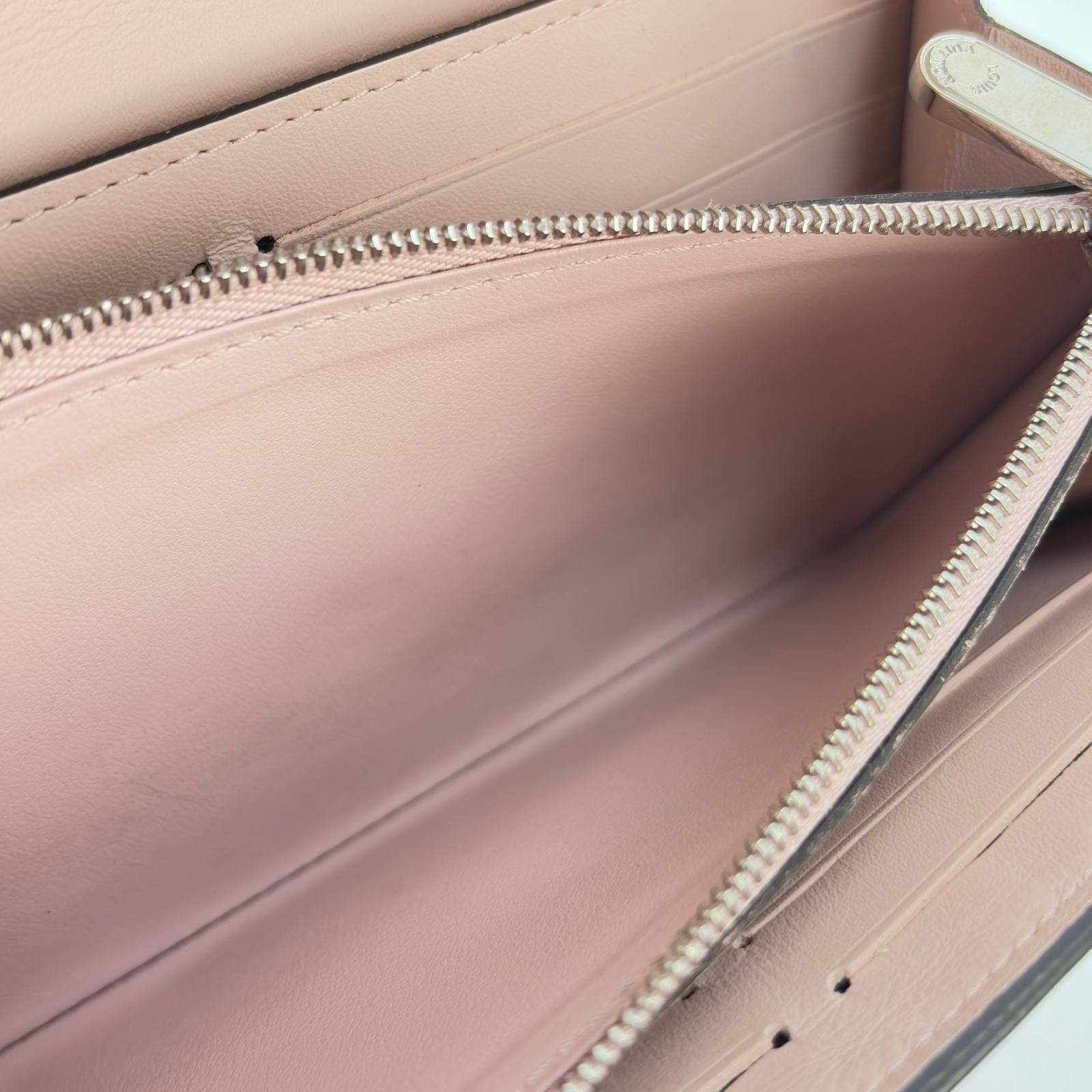 LOUIS VUITTON ルイヴィトン ポルトフォイユ・イリス マヒナ