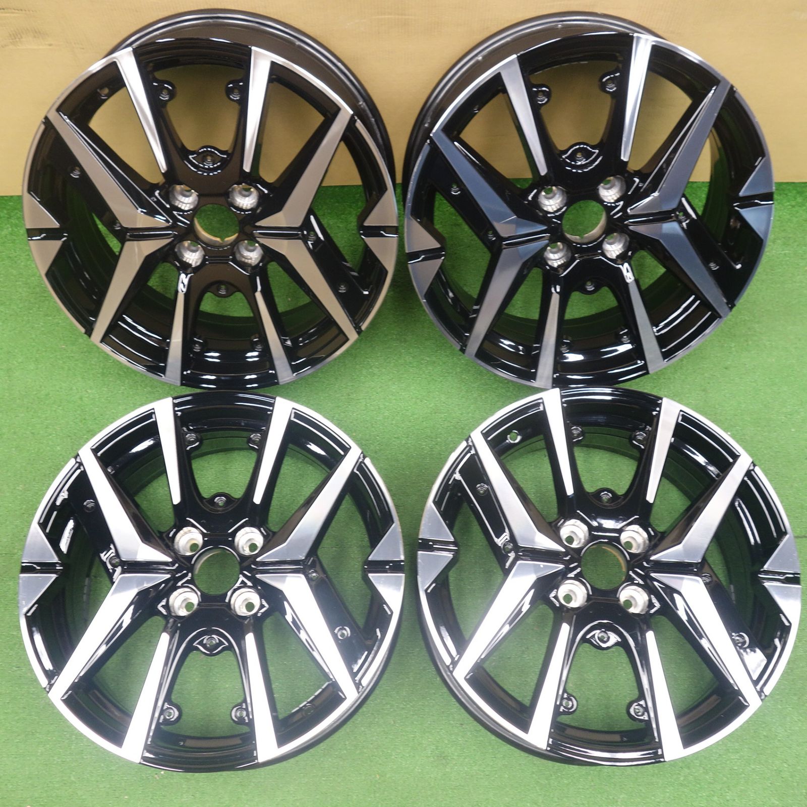 [送料無料] キレイ★プジョー 208 純正 MOPAR ホイール 17インチ 17×7J PCD108/4H★6060801KTホ