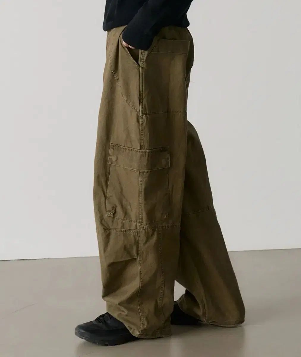 ナウン ウォッシュド カーゴパンツ 新品