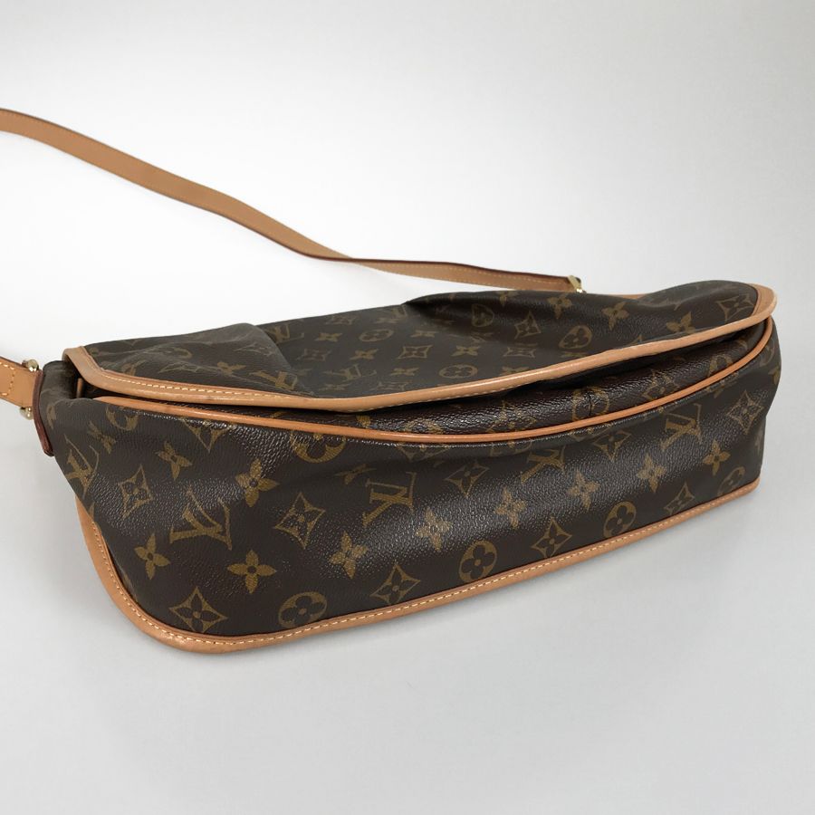 ルイ・ヴィトン LOUIS VUITTON モノグラム メニルモンタン MM M40473