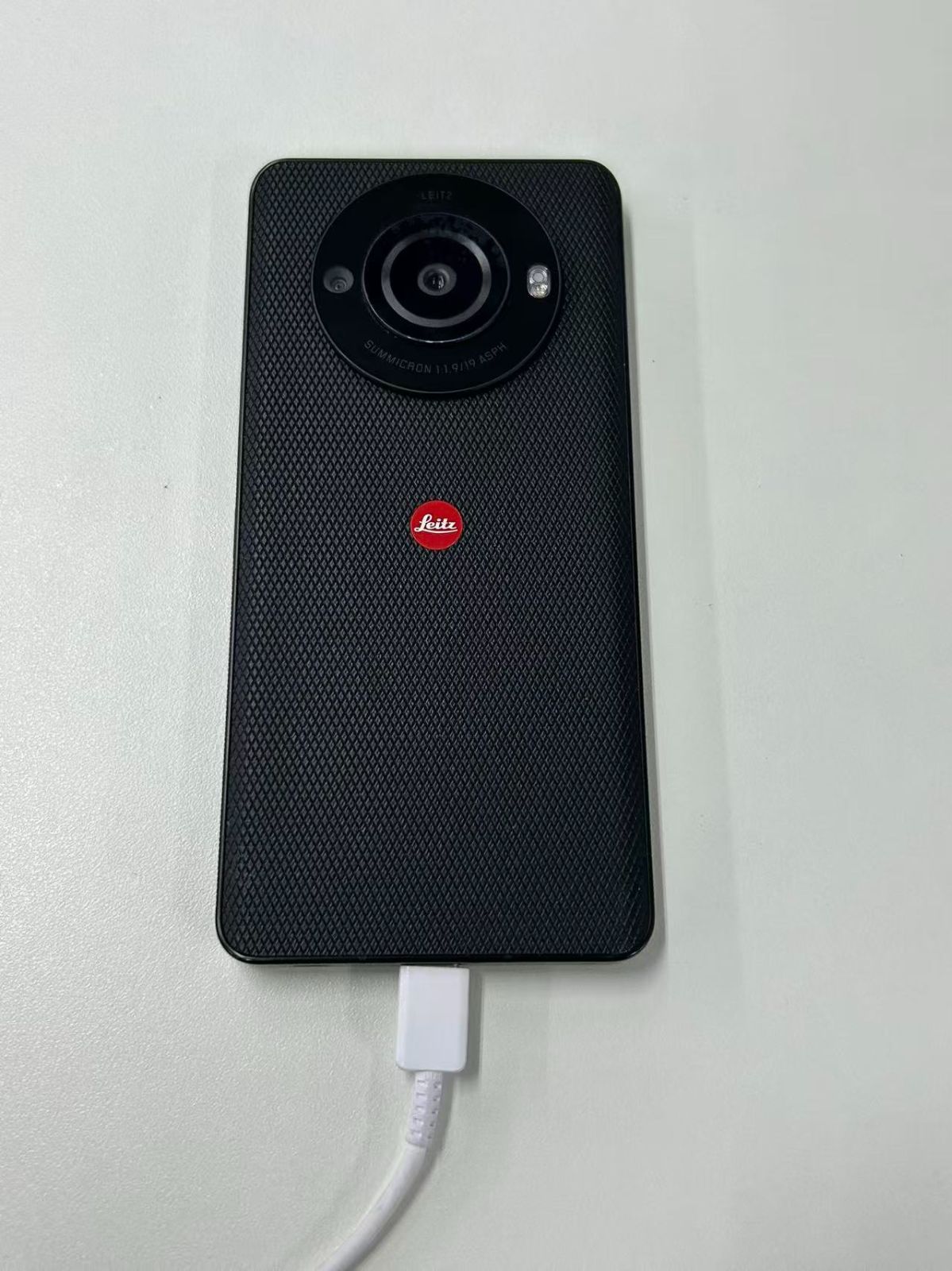 Leitz Phone 3 本体 ジャンク ジャンク】Leitz phone 3 液晶不良 - メルカリ