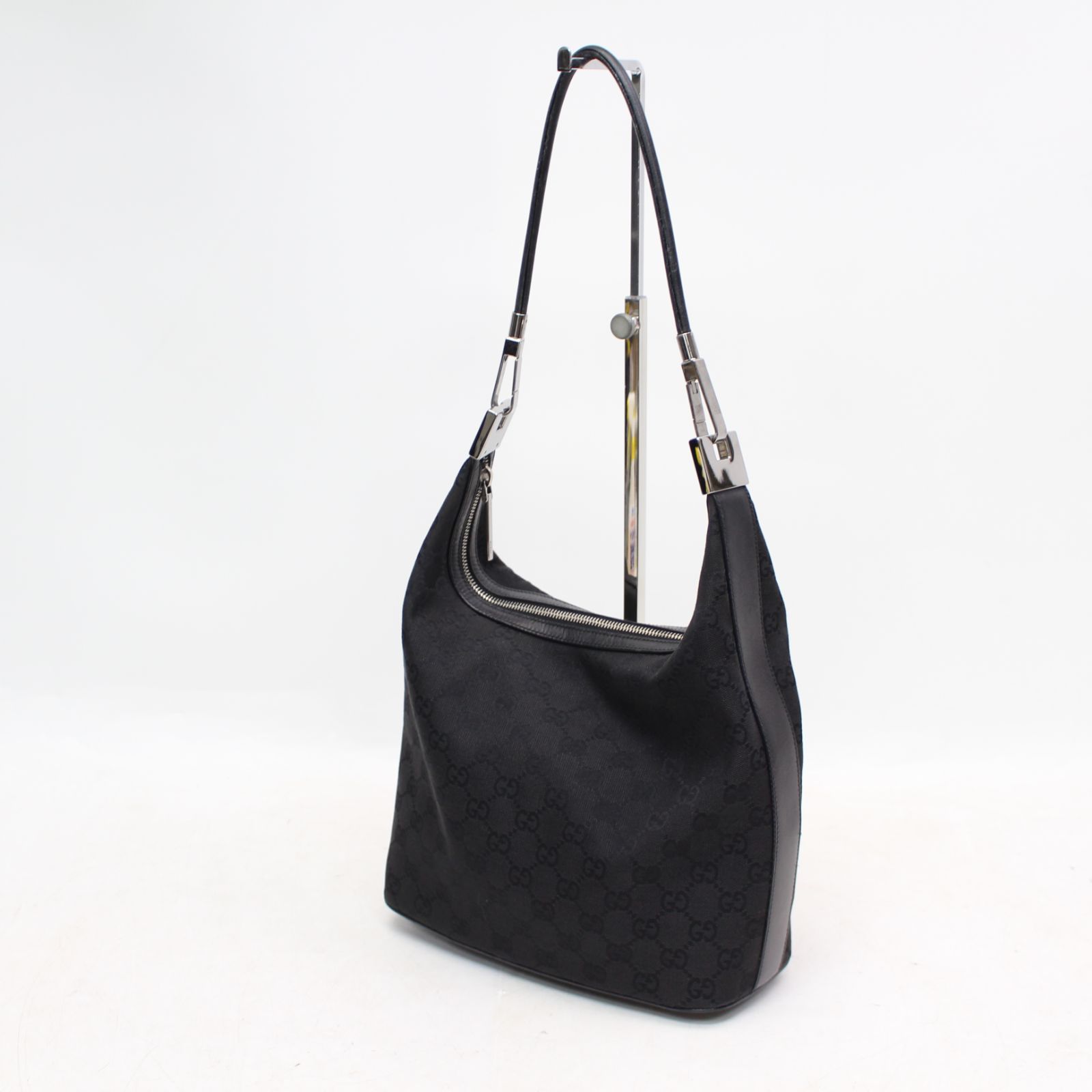 605)【美品】グッチ GUCCI ワンショルダーバッグ GGキャンバス 01234 205027