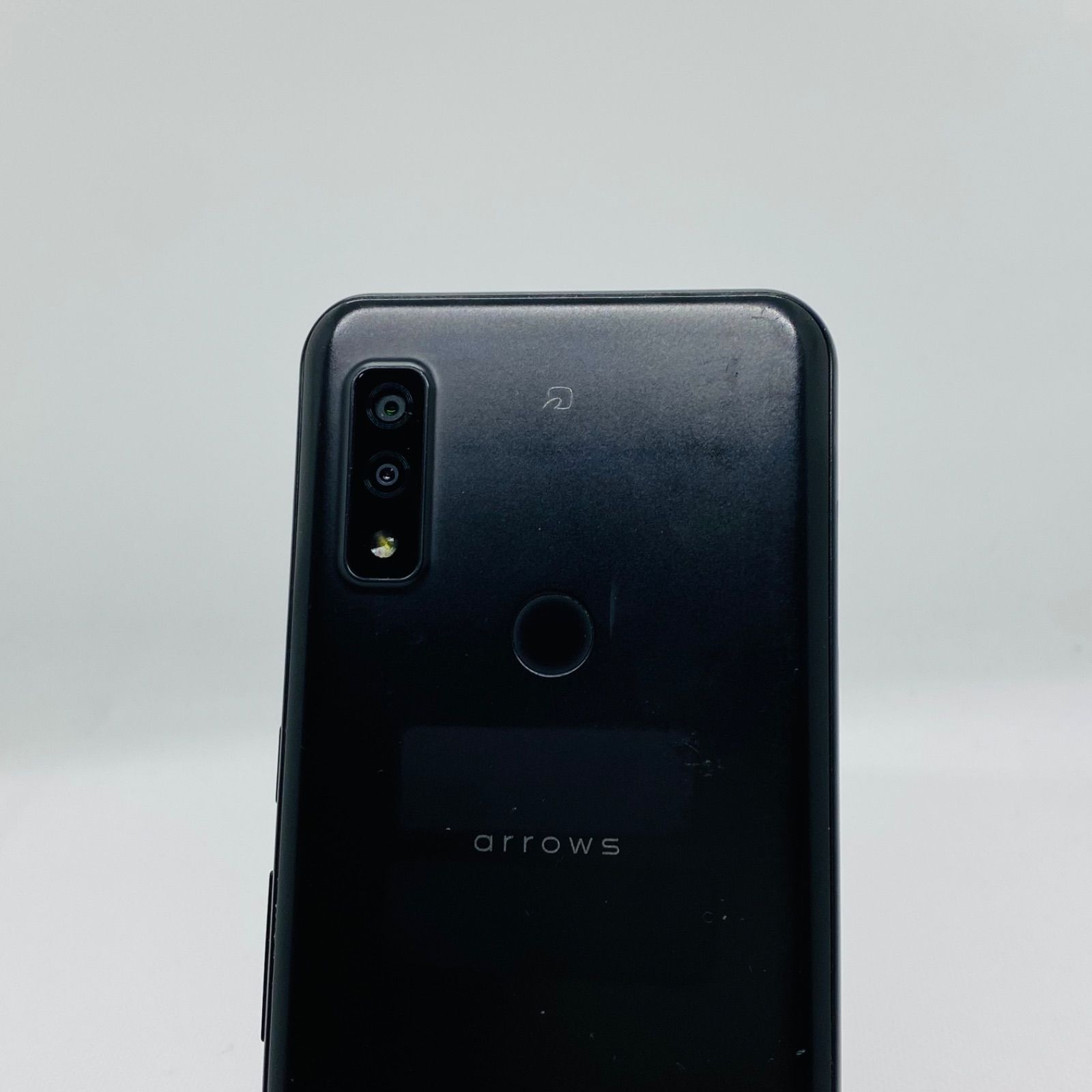 訳あり】arrows We FCG01 64GB ブラック au - メルカリ