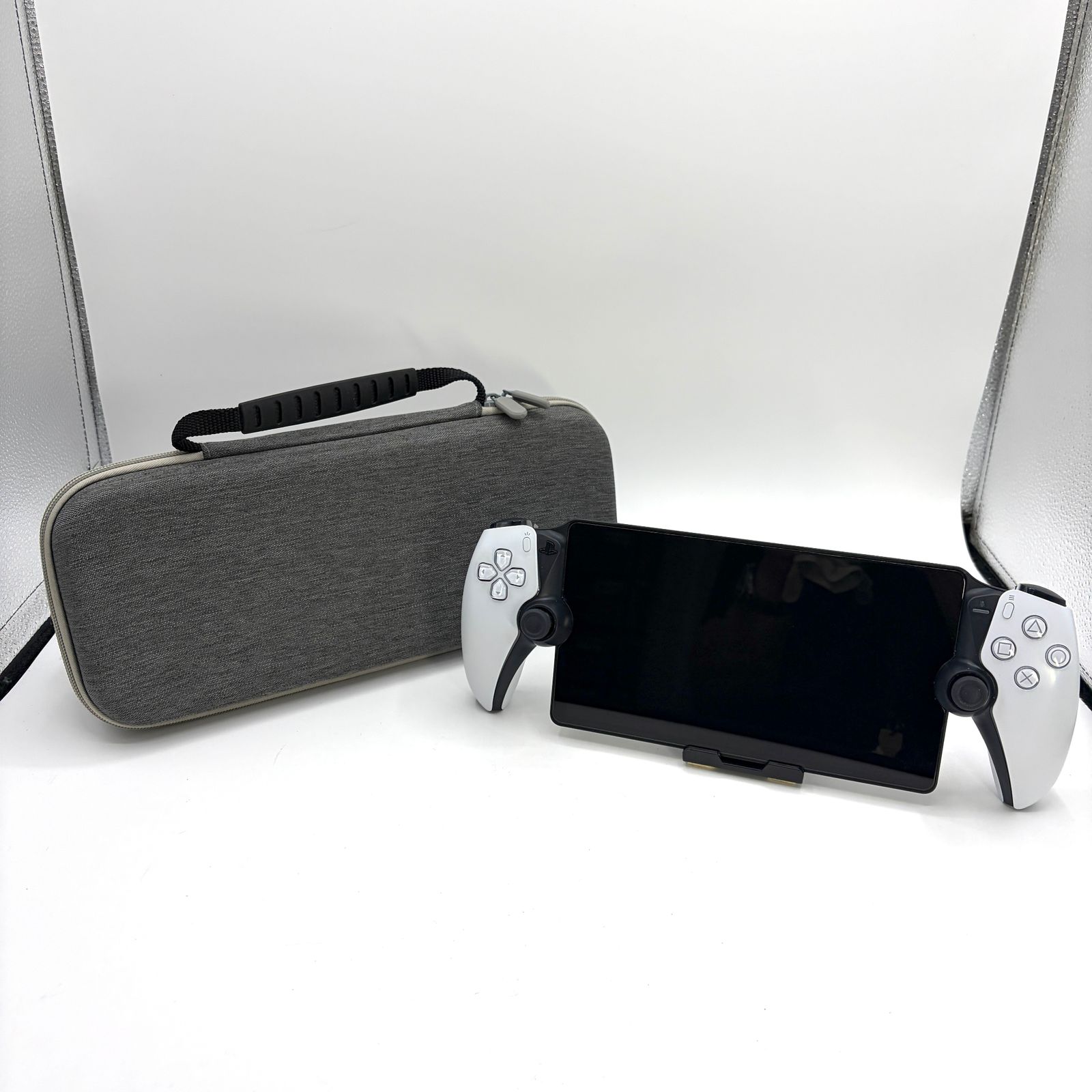 【美品】SONY PlayStation5用/リモートプレーヤー/CFI-Y1000 Sony PlayStation Portal リモートプレーヤー CFI-Y1000 ケース付き