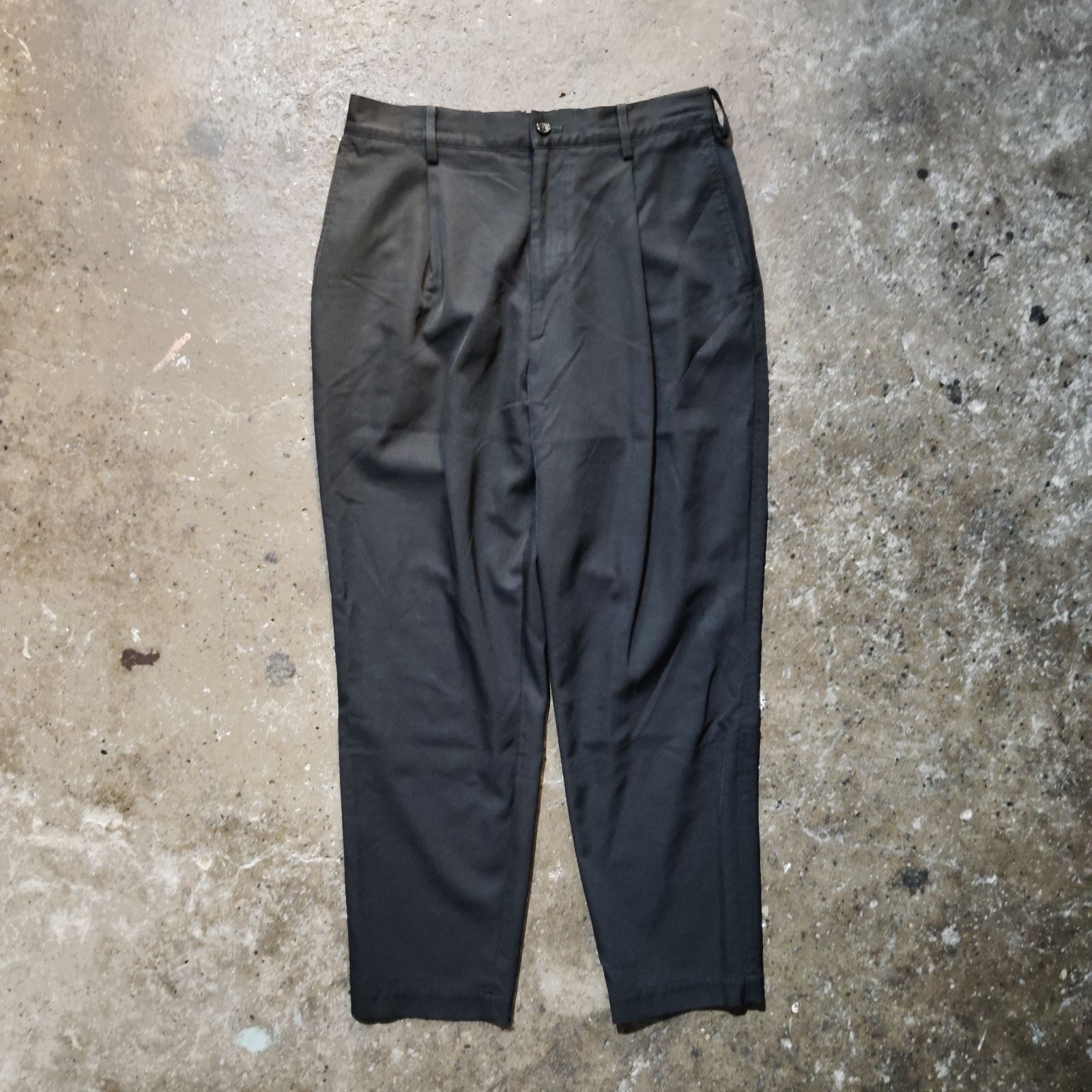 Graphpaper Selvage Wool Tapered Slacks 1 グラフペーパー セルビッジウールテーパードスラックス GM203-40107B