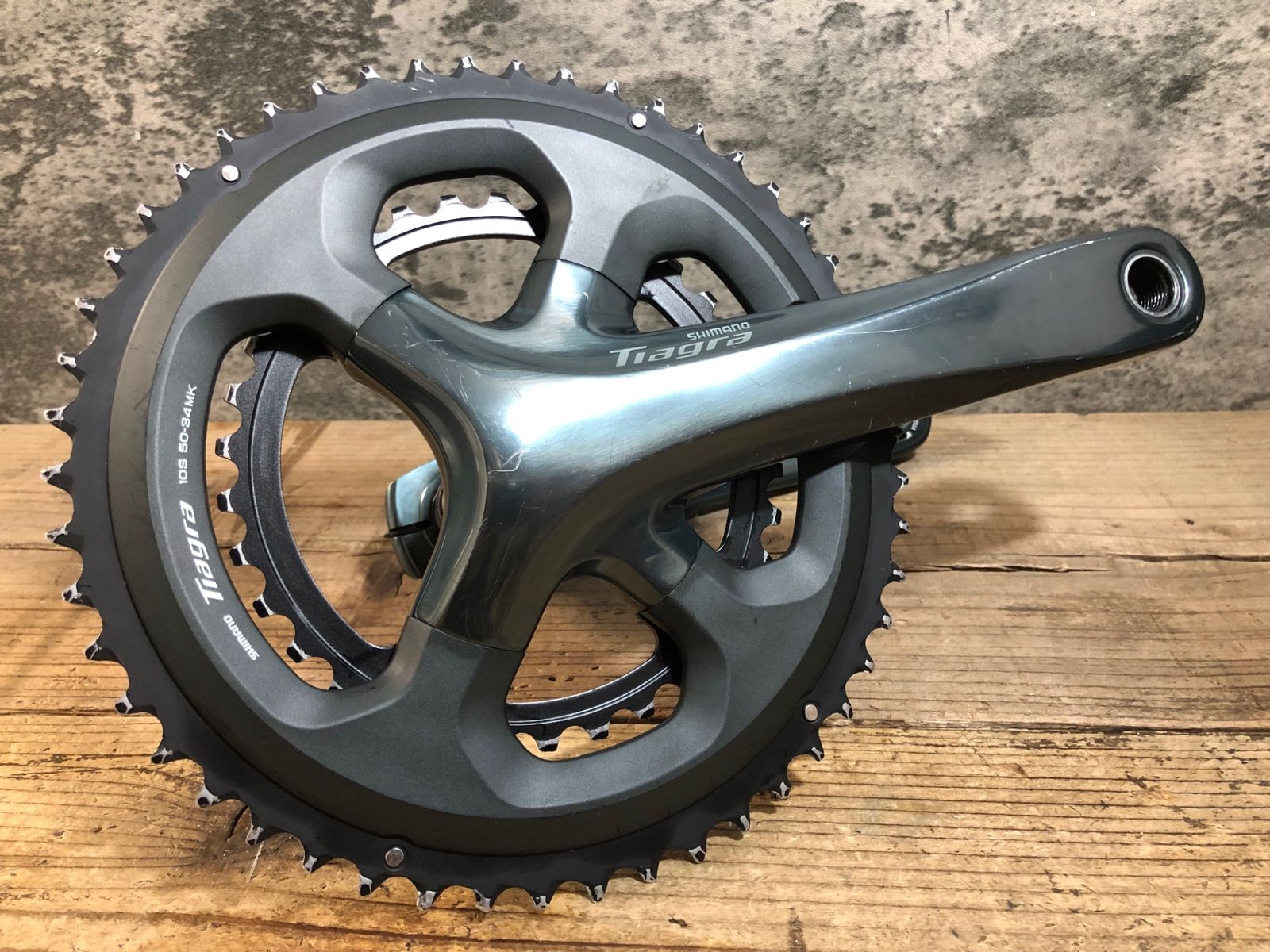 KE142 シマノ SHIMANO ティアグラ TIAGRA FC-4700 クランクセット 50 