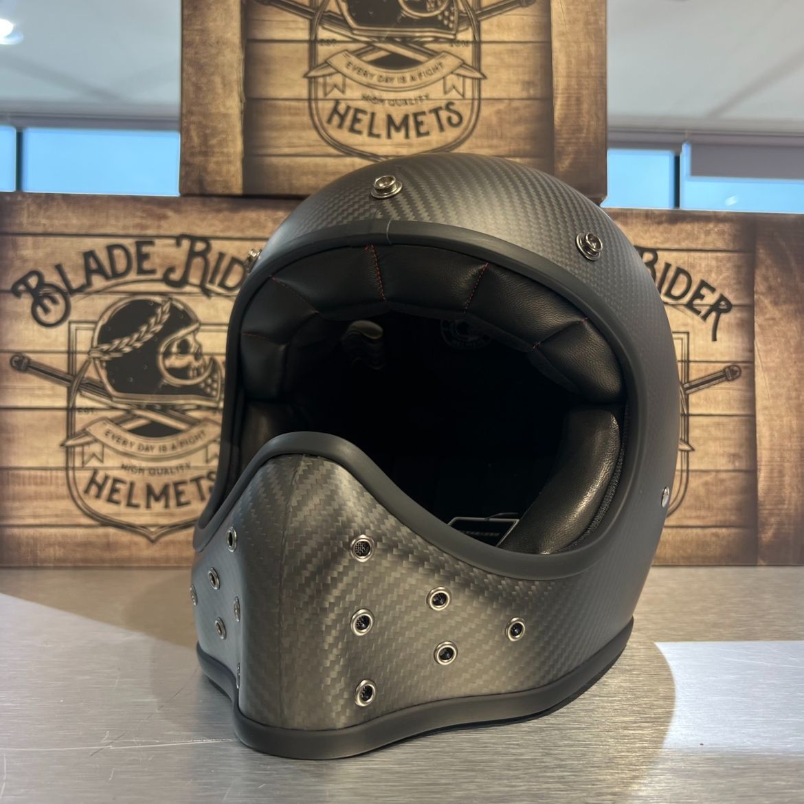 BLADE RIDER フルフェイスヘルメット マットカーボンブラック BLADE RIDER MOTOシリーズ フルフェイスヘルメット HELMET｜バイク