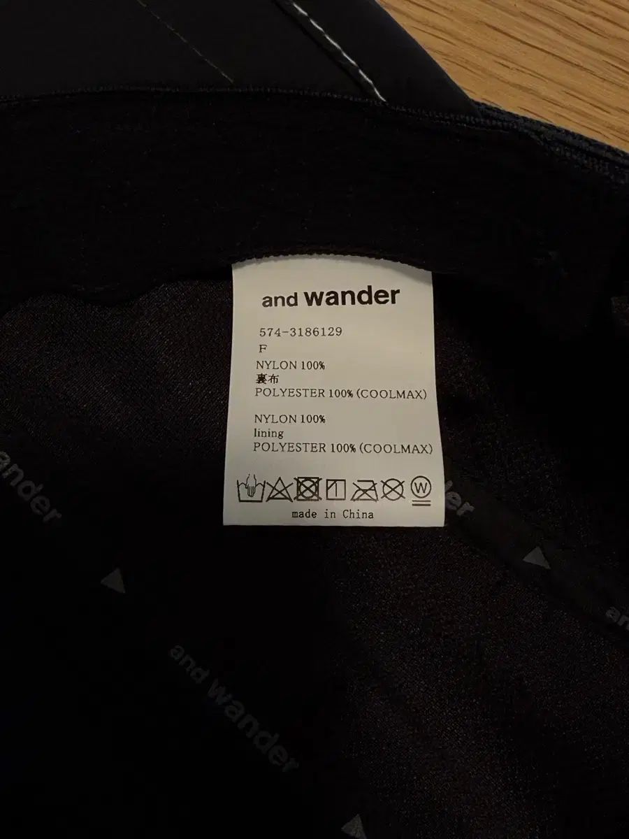アンドワンダー Andwander JQ TAPE CAP ブラック