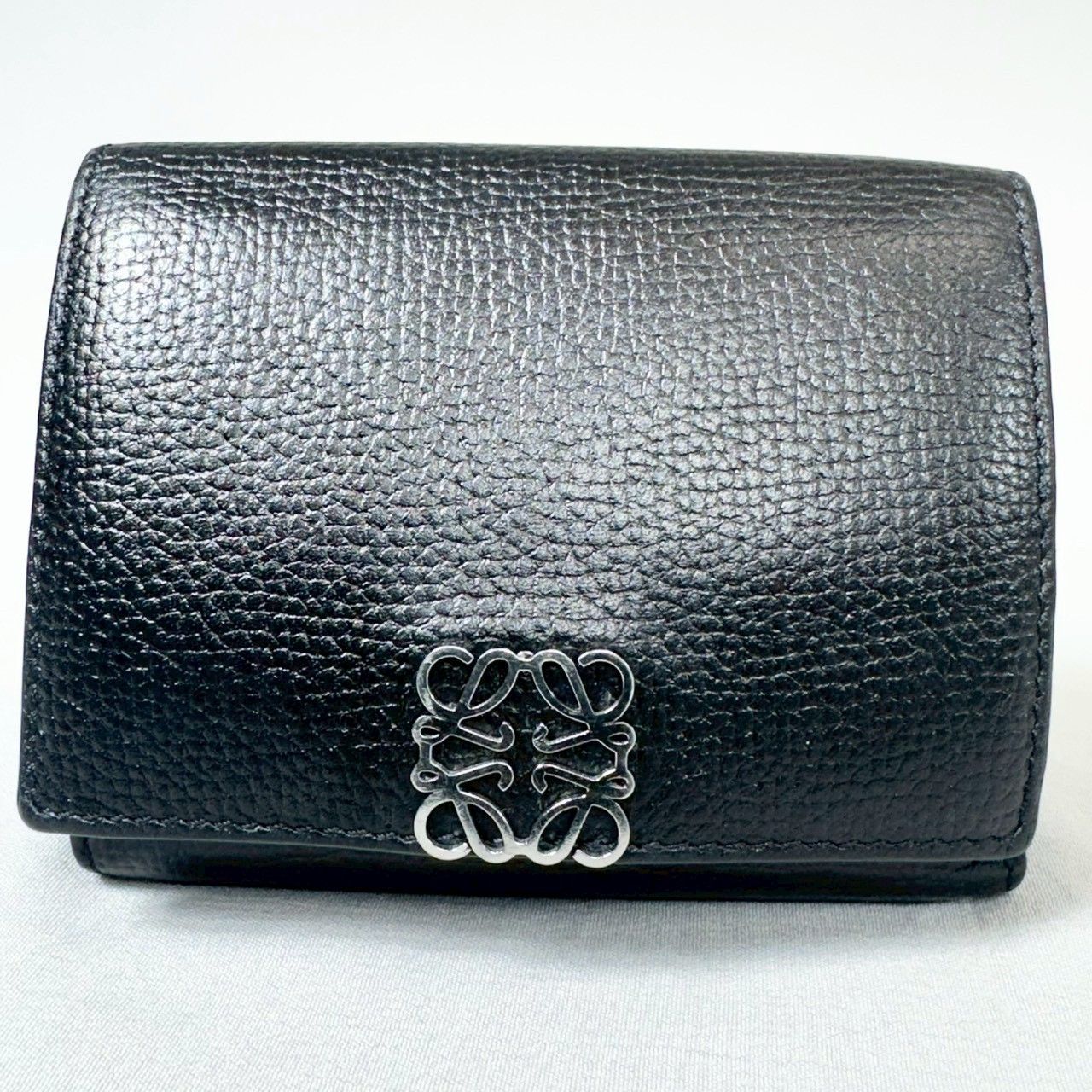 美品】LOEWE ロエベ アナグラム トライフォールド Wホック コンパクト