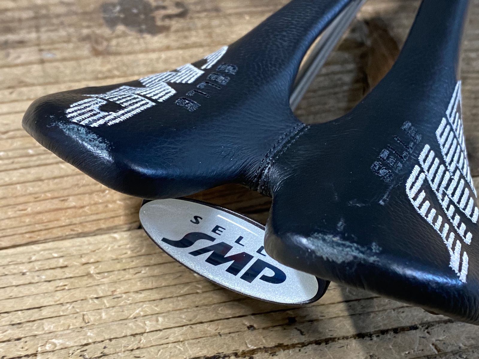KI144 SELLE SMP composite サドル 黒 aisi 304 Tubeレール - メルカリ