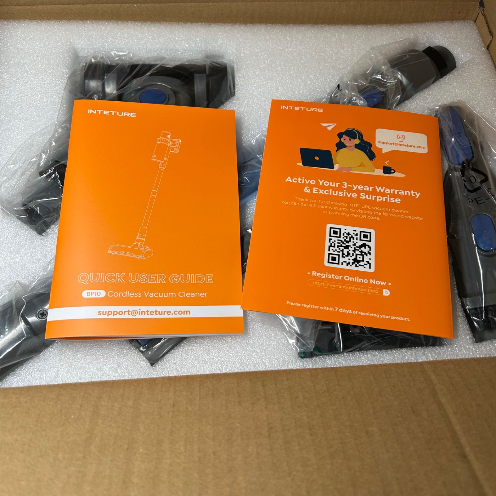 生活家電 INTETURE コードレス掃除機 45KPa 500W