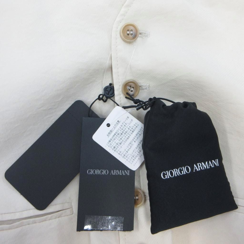 ジョルジオアルマーニ GIORGIO ARMANI ジレ ベスト 絹 シルク 48 ホワイトベージュ Vネック ノースリーブ /SH ■GY19 ジョルジオアルマーニ GIORGIO ARMANI ジレ ベスト 絹 シルク 48 ホワイトベージュ Vネック ノースリーブ /SH ■GY19
