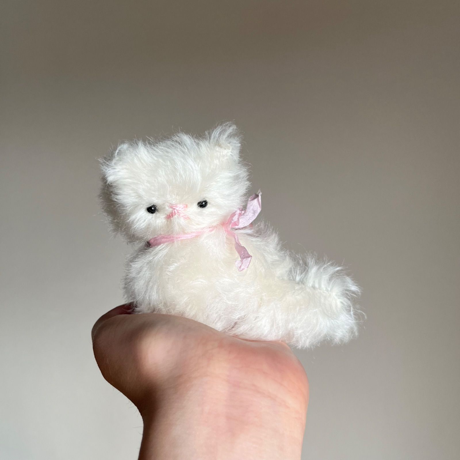 とけそうな、ねこ ( ふわふわの白い子 ) Cora 猫 ぬいぐるみ 作家