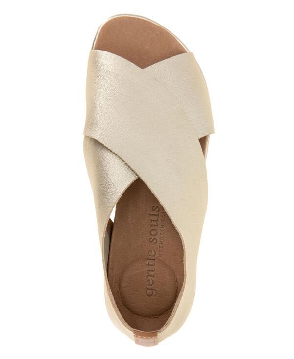 ジェントルソウルズ レディース シューズ サンダル Gentle Souls Womens Laniey SlipOn Sandals Champagne Leather シャンパン