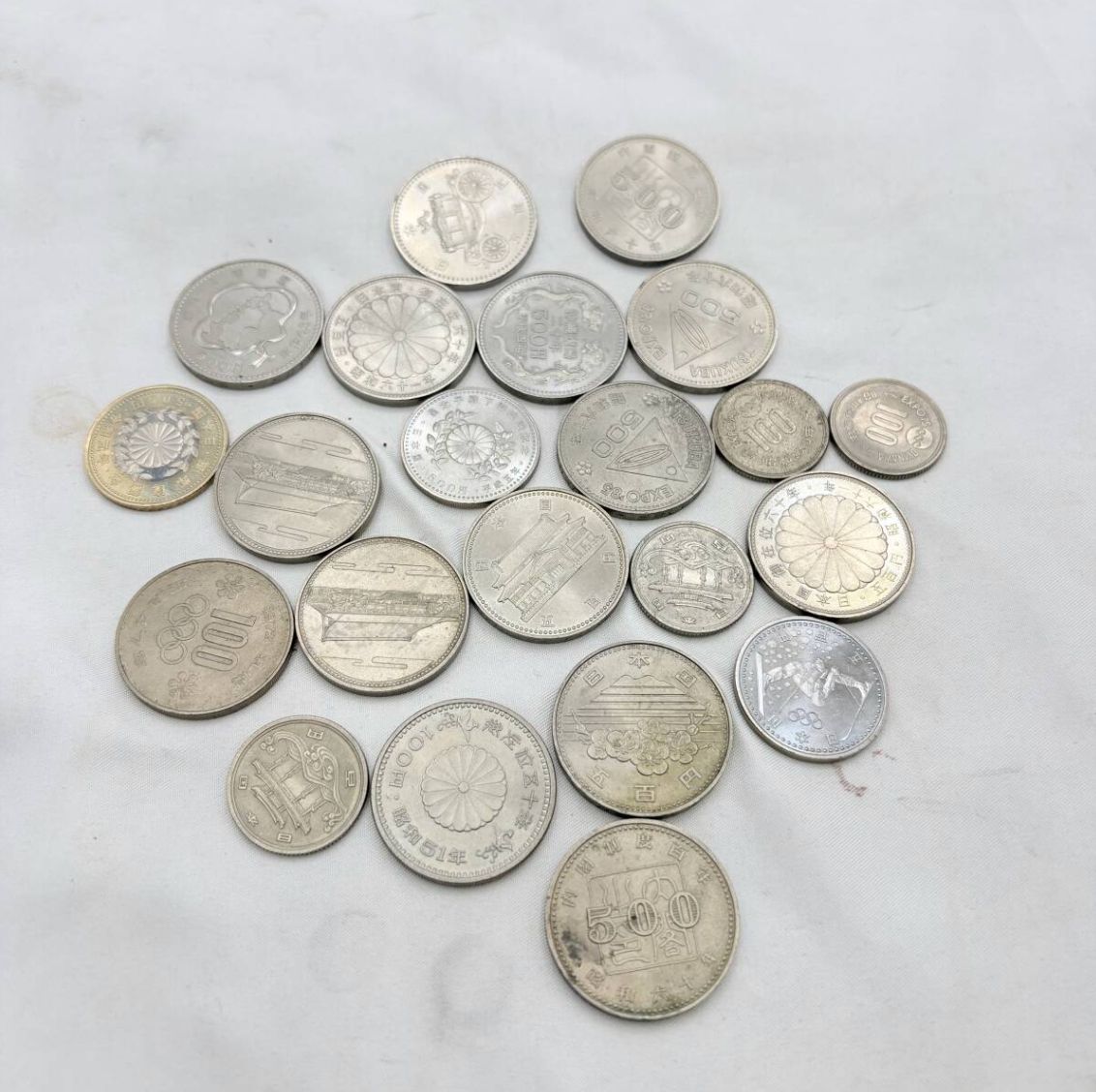 ❗️✨記念硬貨まとめ売り✨❗️】 約233g 500円・100円混在