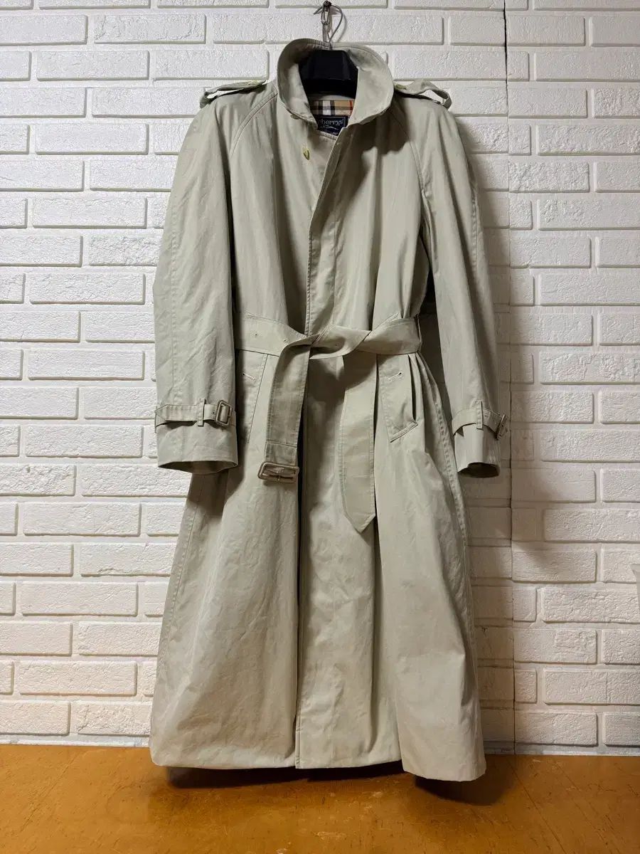 バーバリー トレンチコート ベージュ 105サイズ