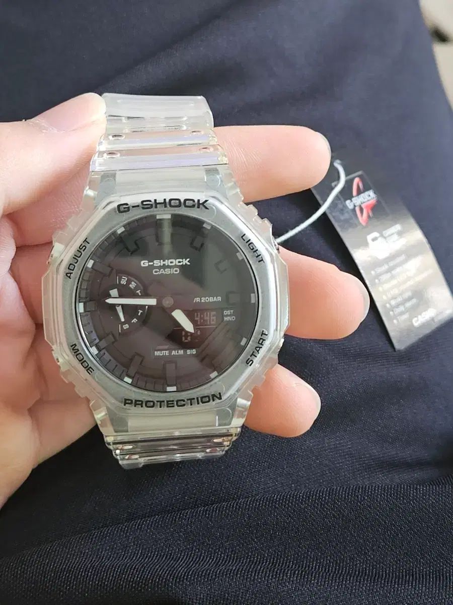G-SHOCK カシオ 2100 7A 時計