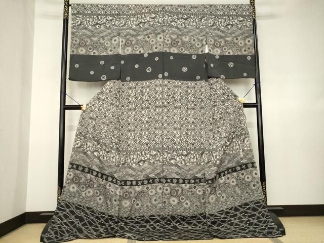 平和屋着物●江戸紅型　五味桂子　訪問着　横段花文　仮絵羽　正絹　逸品　未使用　AABJ6764ck