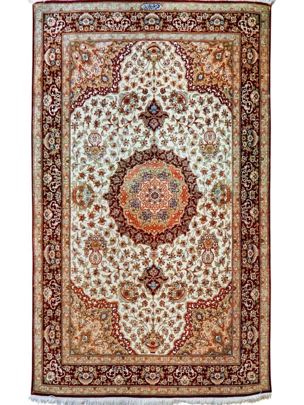 ペルシャ手織り絨毯 クム産 シルク100% シラージ工房 147×97cm